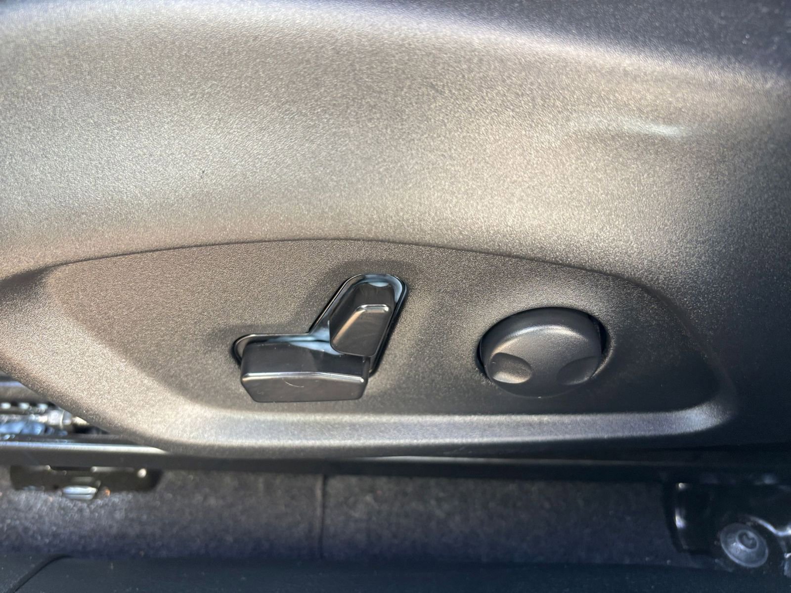 Thumbnail: 2025 Jeep Compass - 23