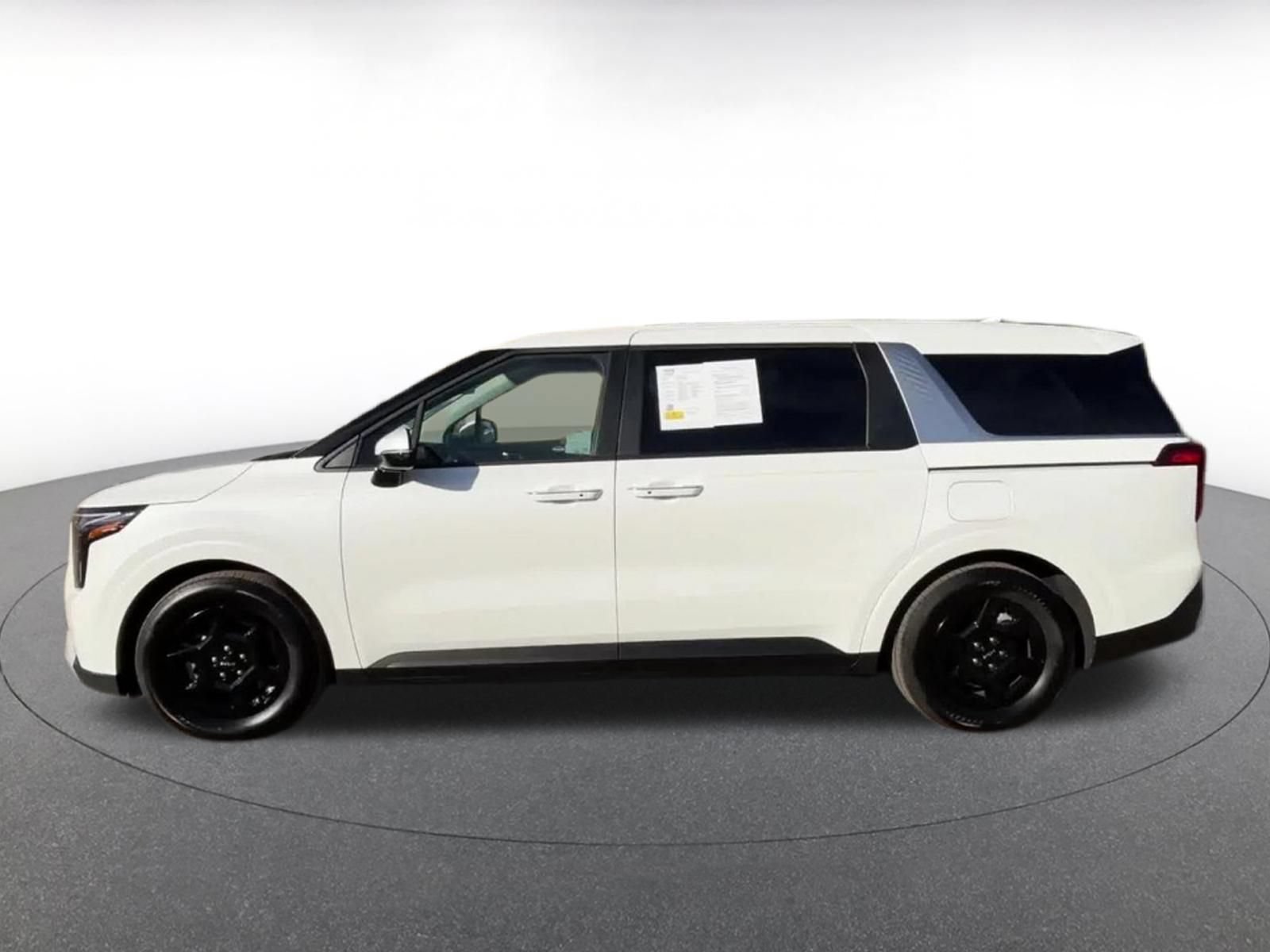 Thumbnail: 2026 Kia Carnival - 9