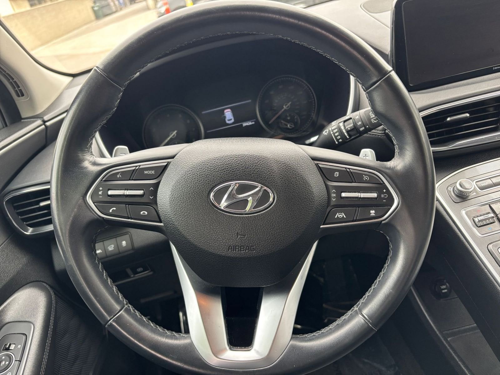 Thumbnail: 2023 Hyundai Santa Fe - 28