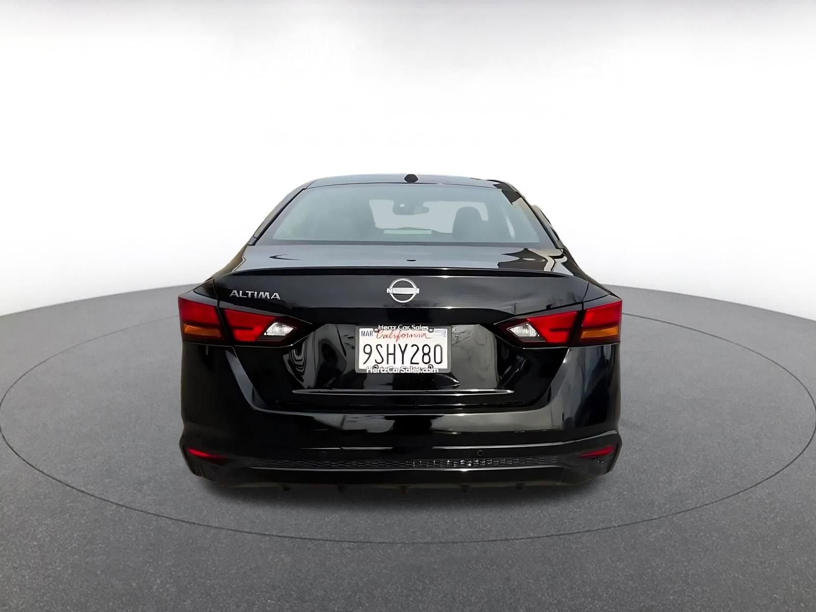 Thumbnail: 2025 Nissan Altima - 12