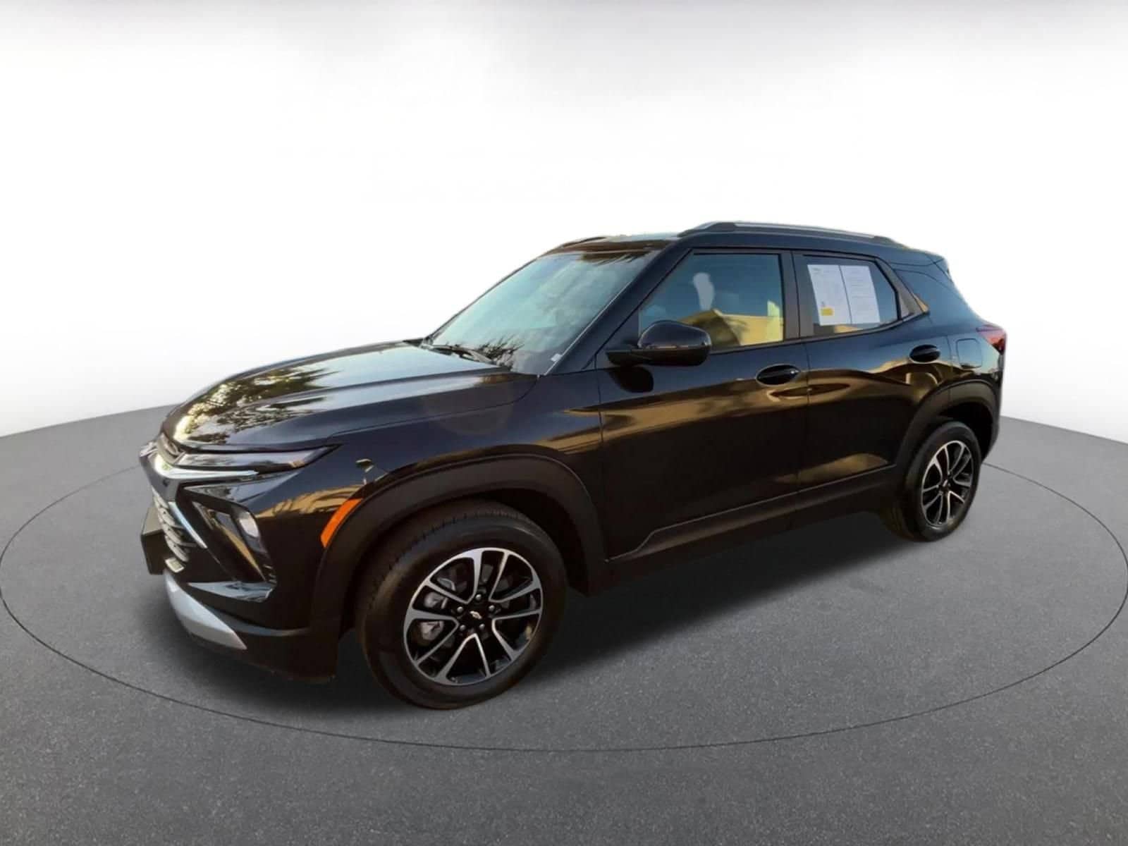 Thumbnail: 2025 Chevrolet TrailBlazer - 8