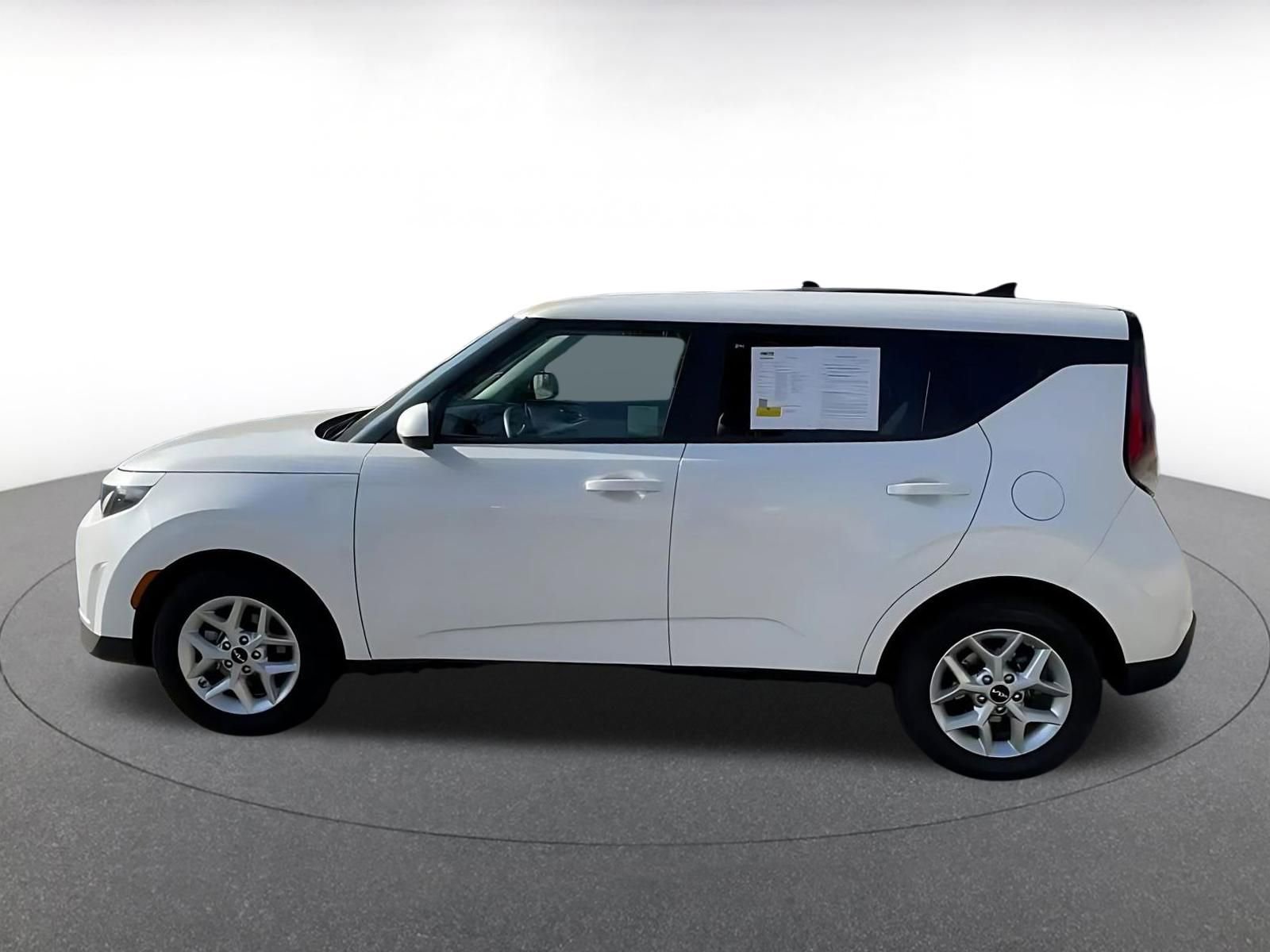 Thumbnail: 2025 Kia Soul - 9