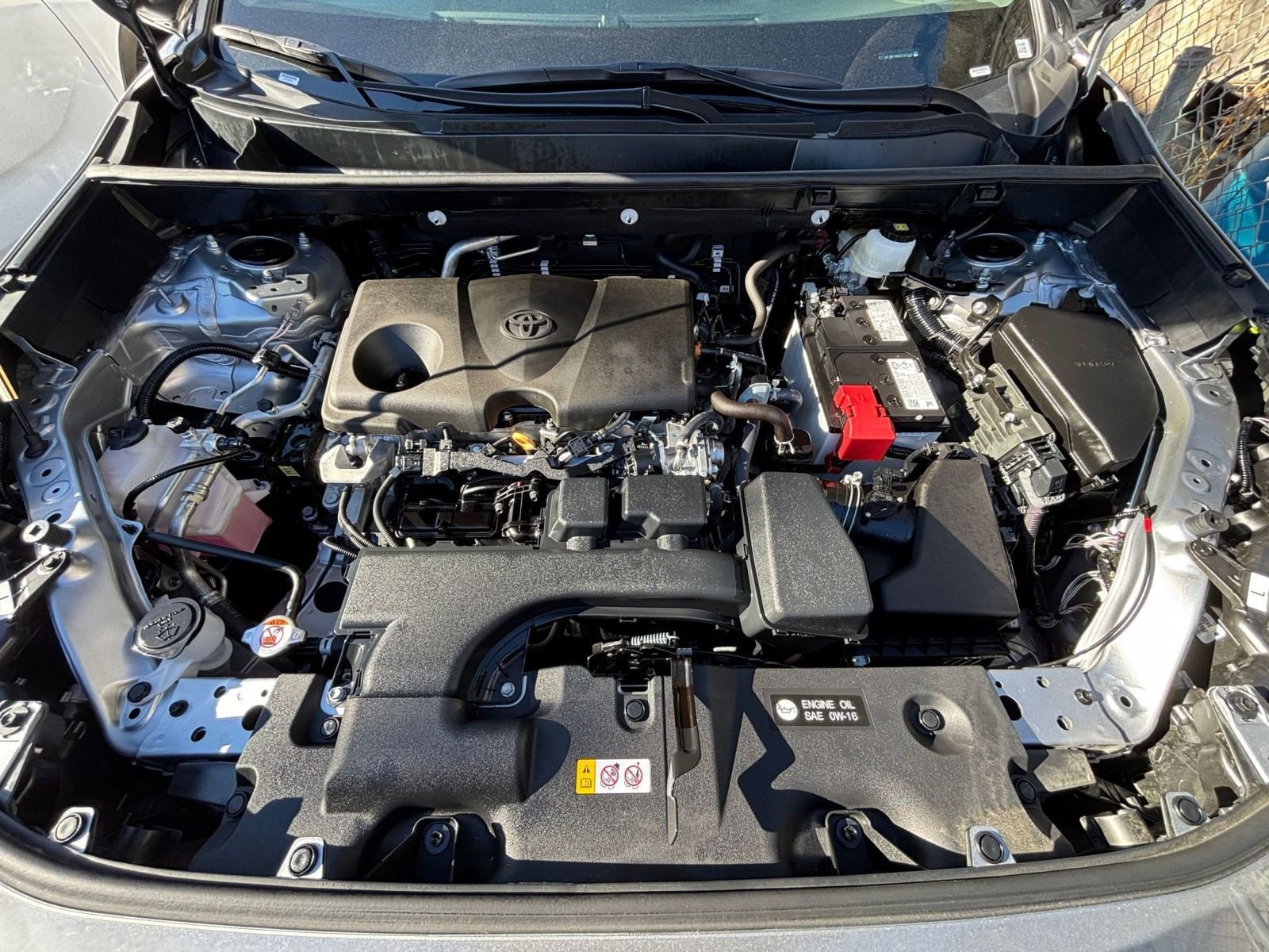 Thumbnail: 2025 Toyota RAV4 - 32