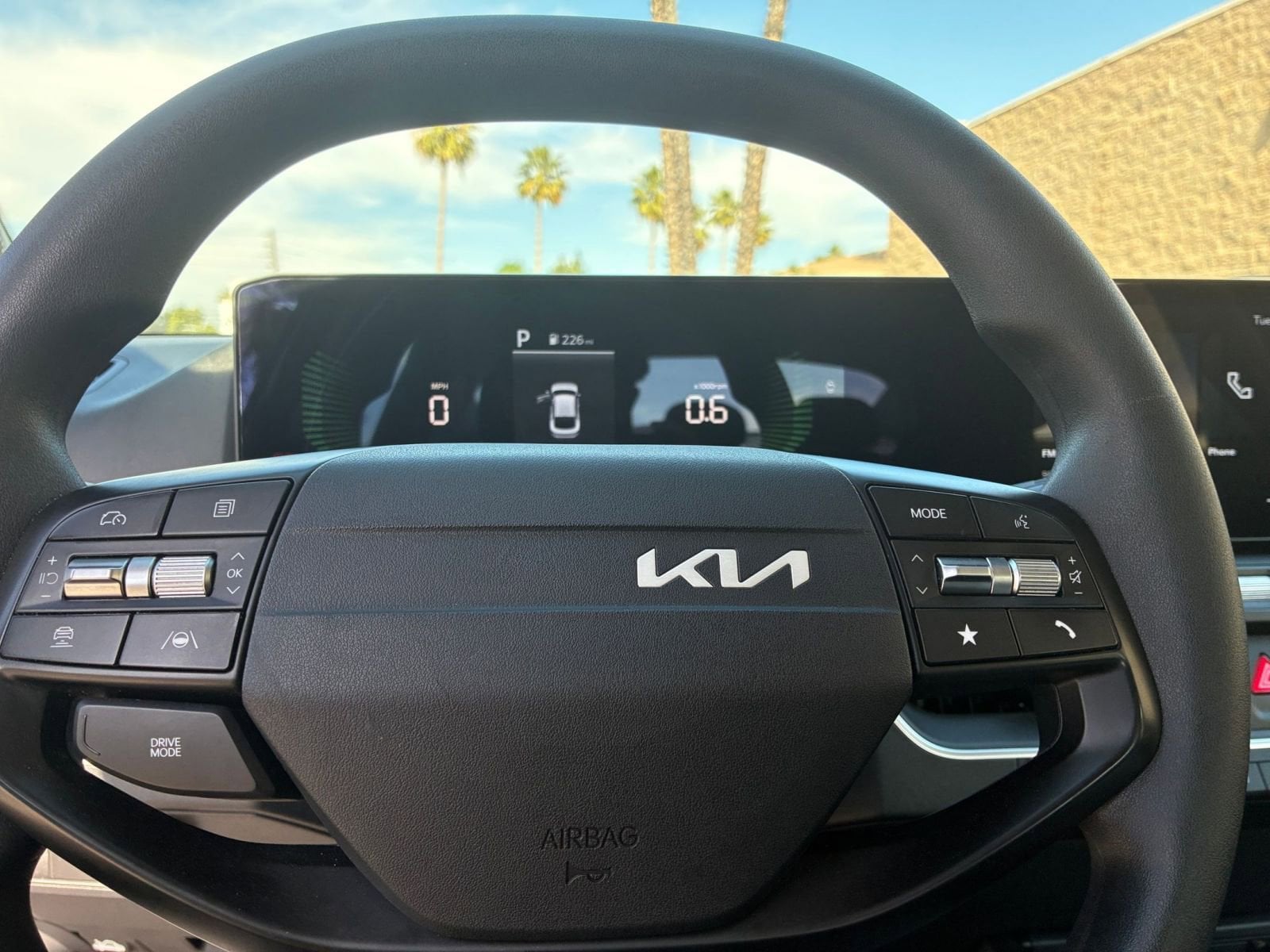 Thumbnail: 2025 Kia K4 - 28