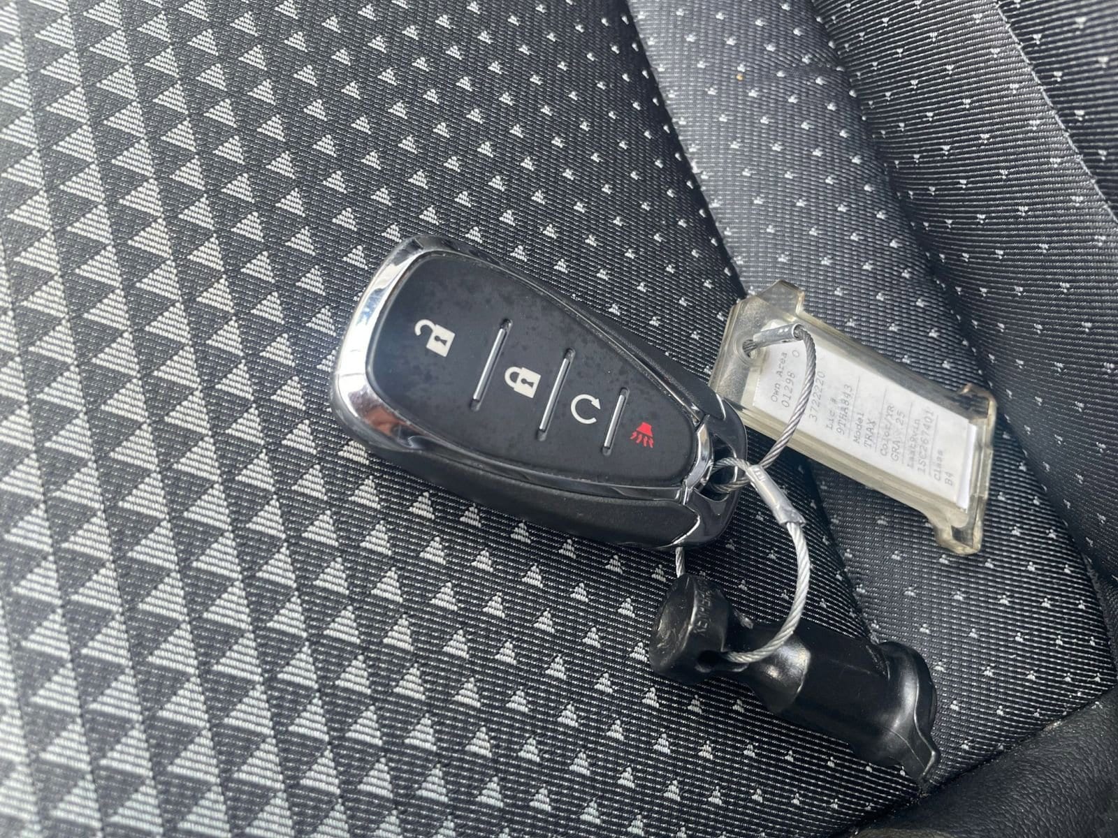 Thumbnail: 2025 Chevrolet Trax - 28