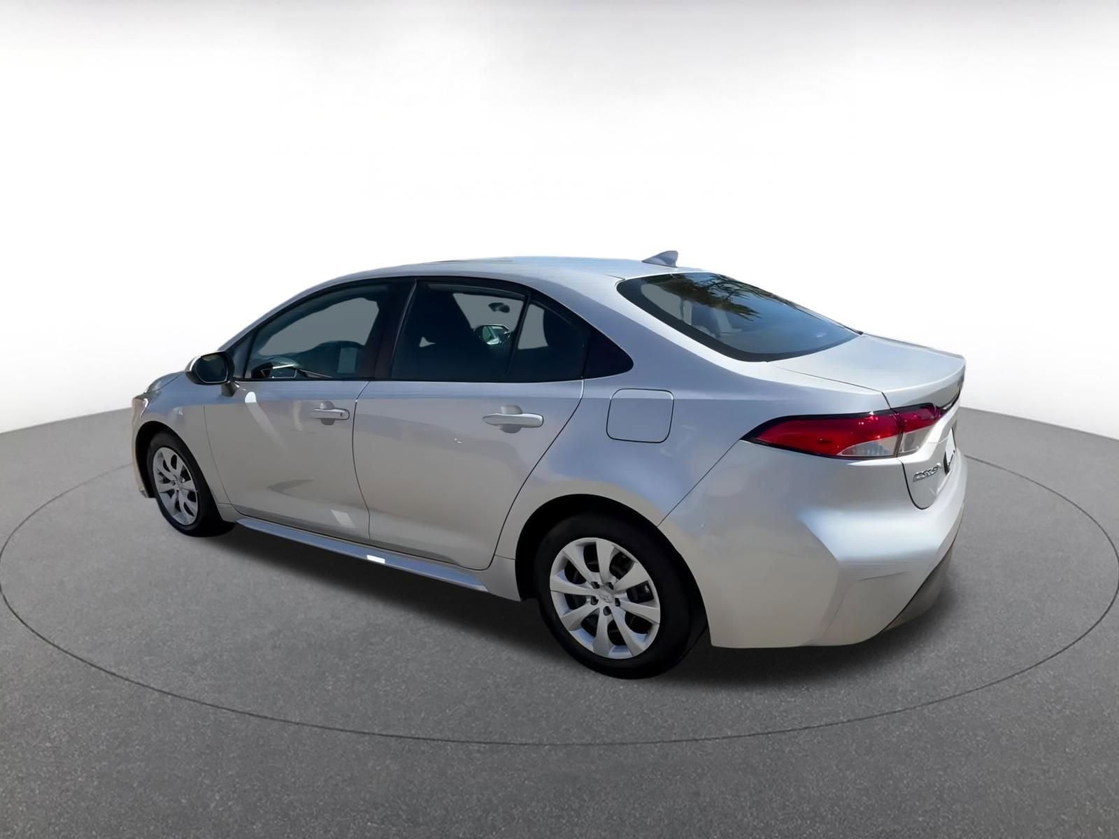 Thumbnail: 2025 Toyota Corolla - 10