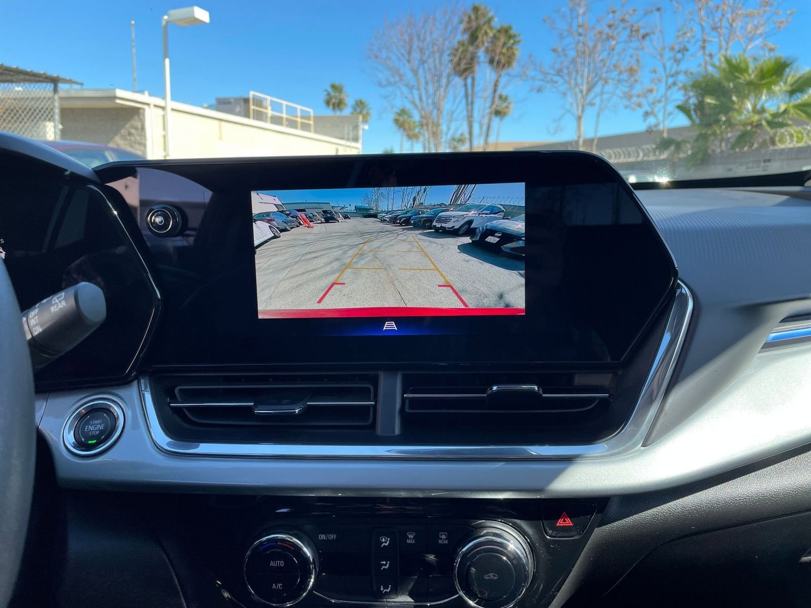 Thumbnail: 2025 Chevrolet Trax - 24