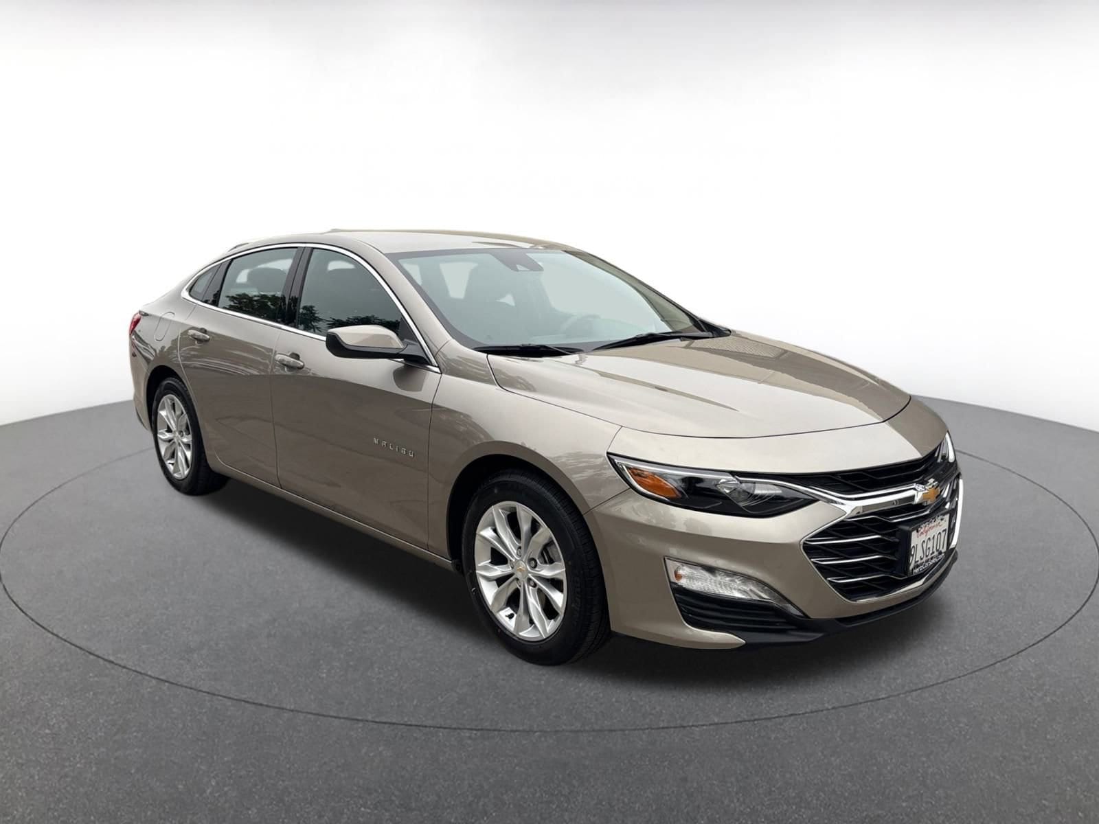 Thumbnail: 2024 Chevrolet Malibu - 1