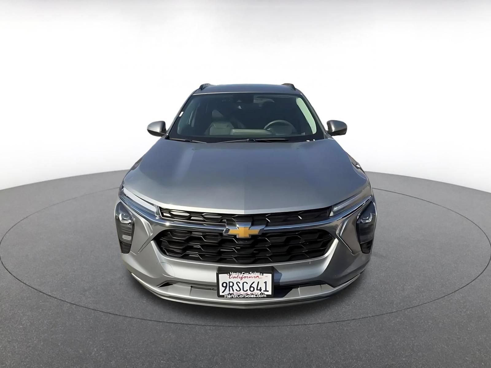 Thumbnail: 2025 Chevrolet Trax - 4