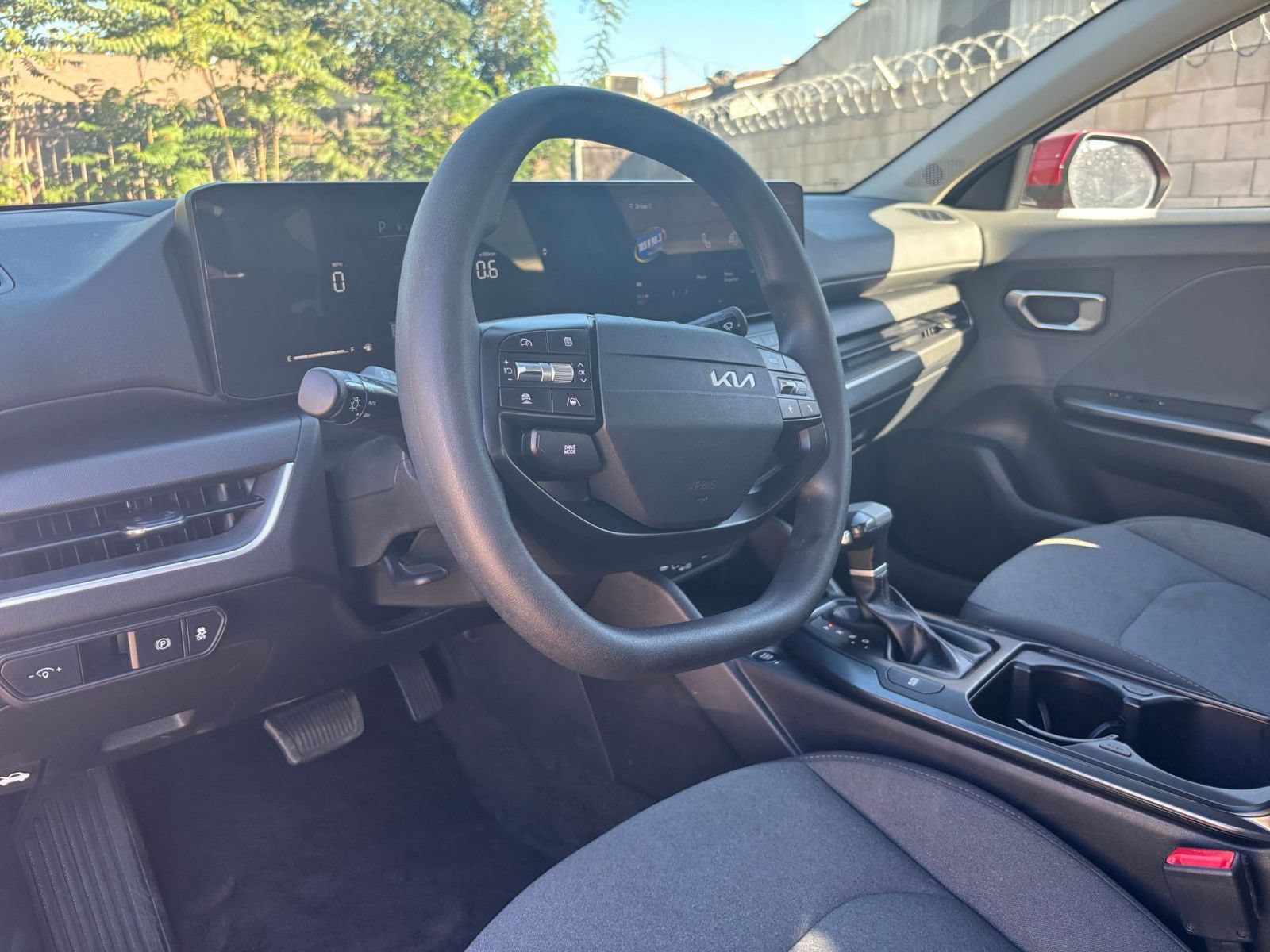 Thumbnail: 2025 Kia K4 - 34