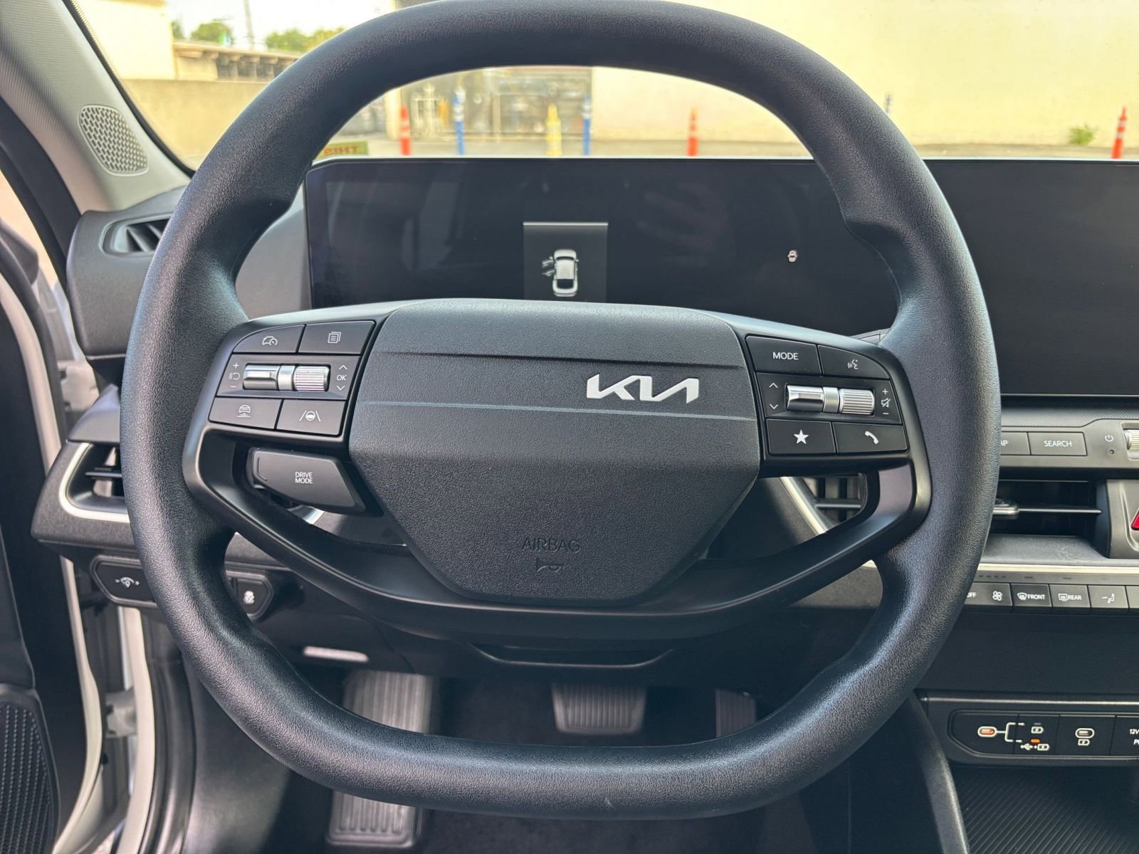 Thumbnail: 2025 Kia K4 - 28