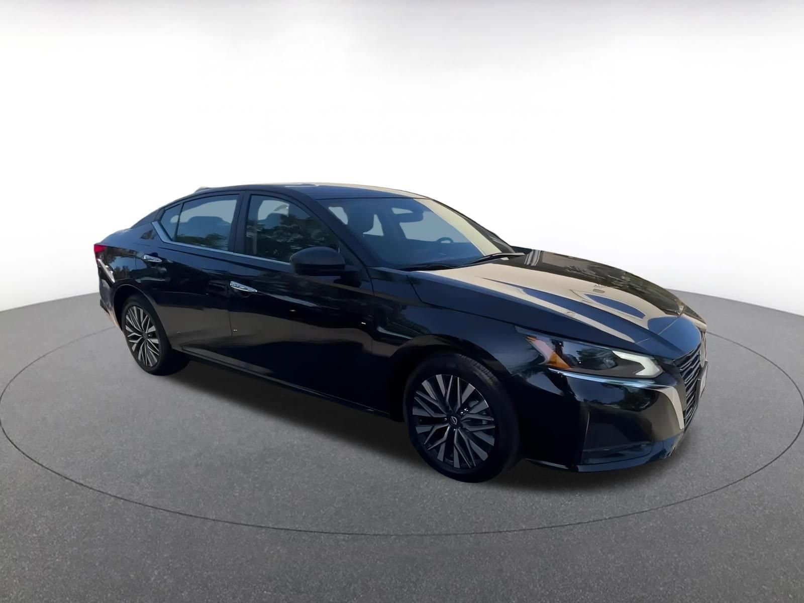 Thumbnail: 2024 Nissan Altima - 2