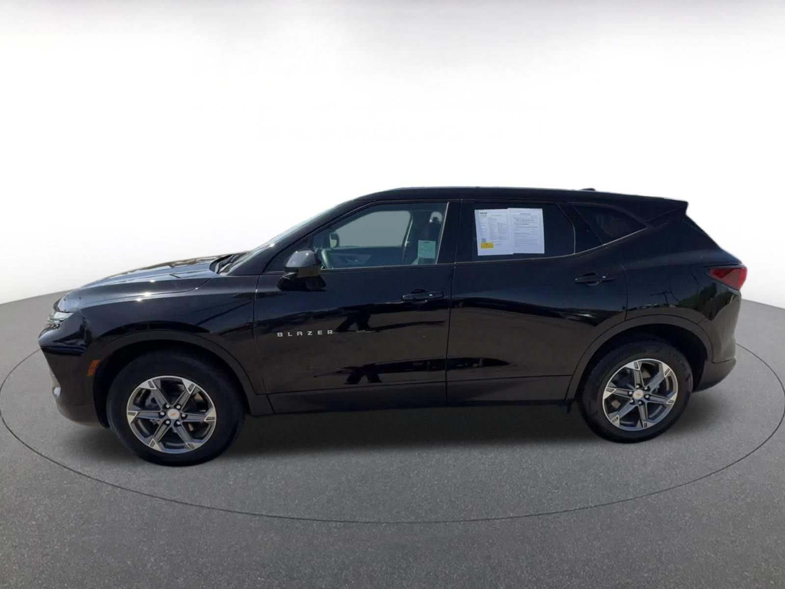 Thumbnail: 2025 Chevrolet Blazer - 8