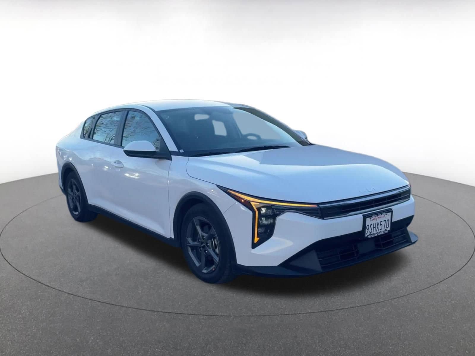 Thumbnail: 2025 Kia K4 - 3