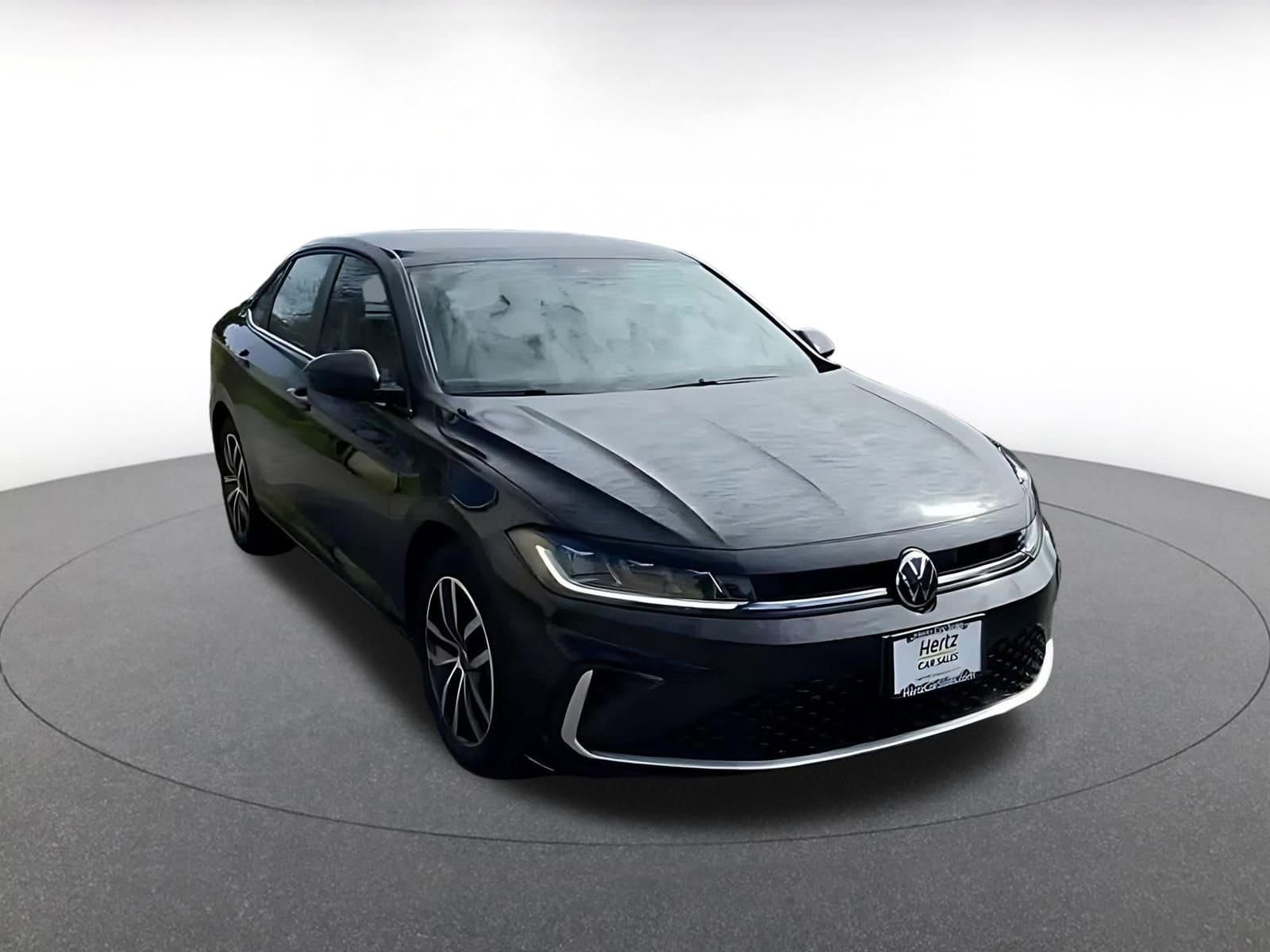 Thumbnail: 2025 Volkswagen Jetta - 3