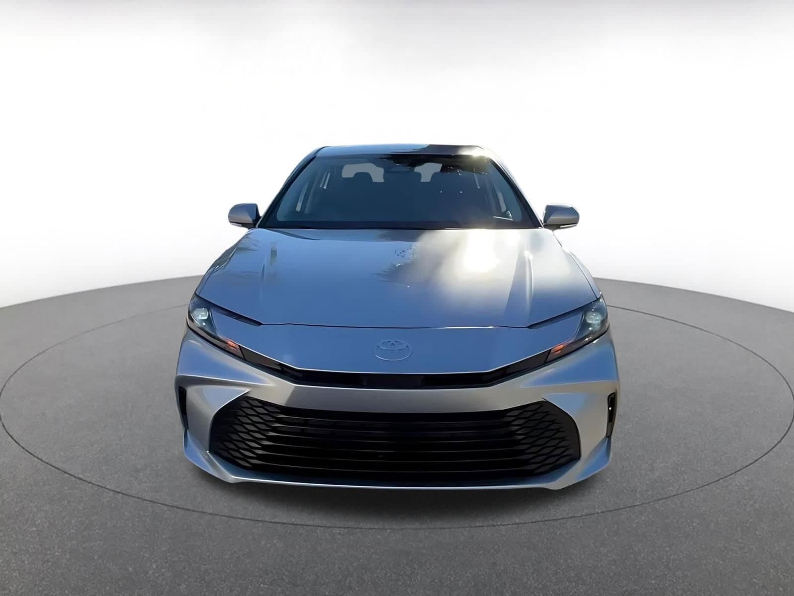 Thumbnail: 2025 Toyota Camry - 4