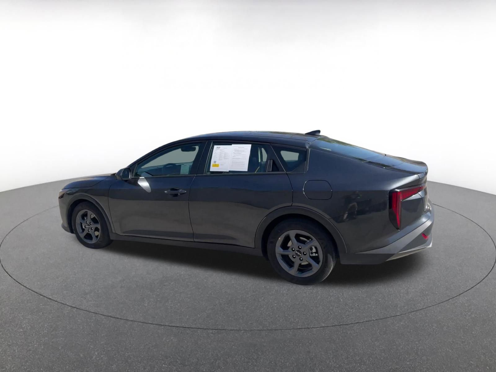 Thumbnail: 2025 Kia K4 - 10