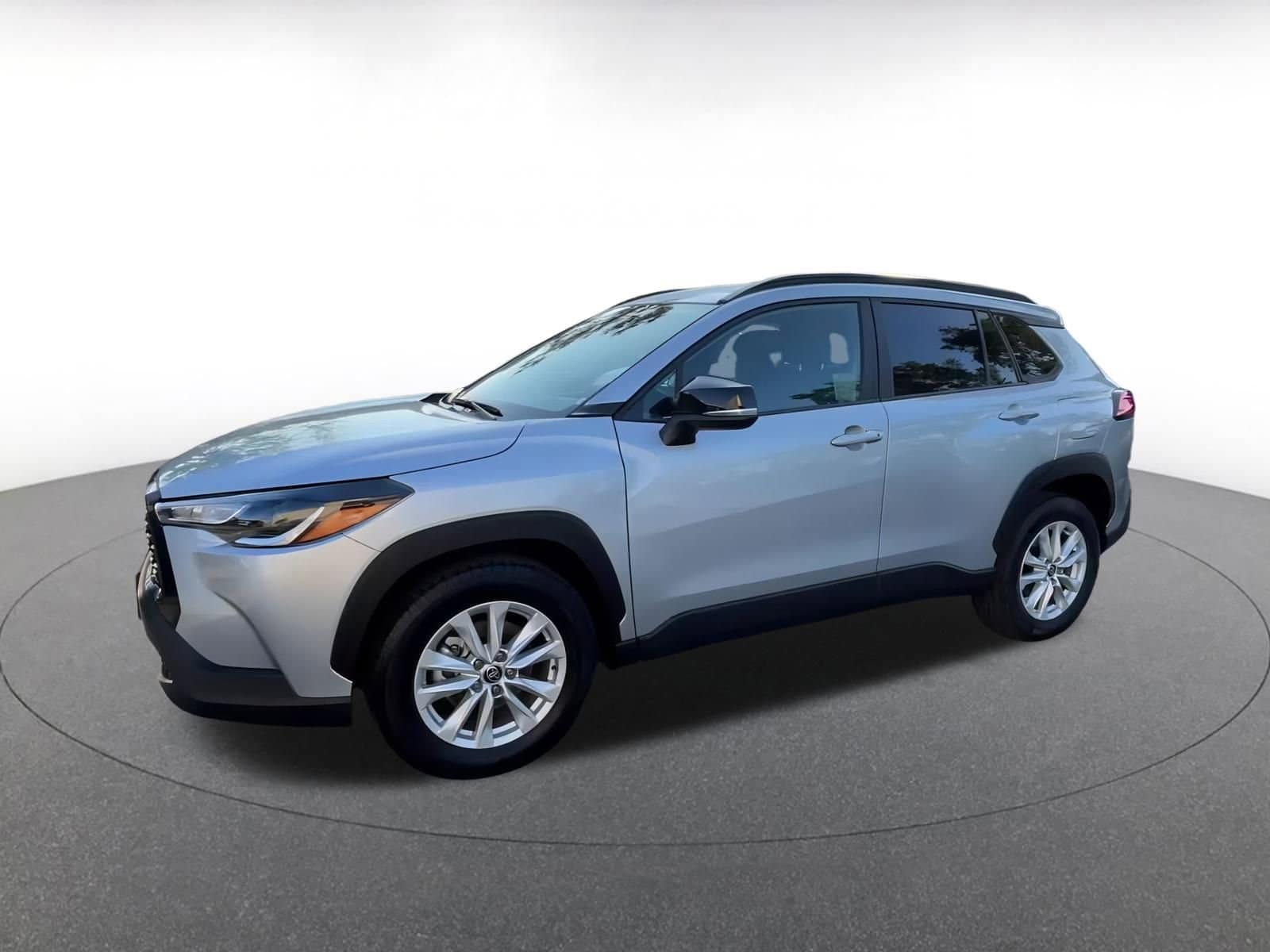 Thumbnail: 2025 Toyota Corolla Cross - 8