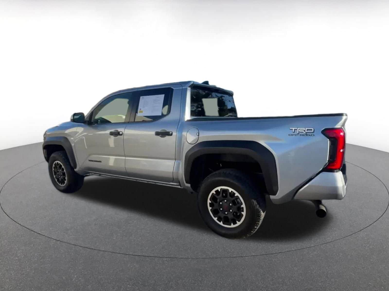Thumbnail: 2025 Toyota Tacoma - 10