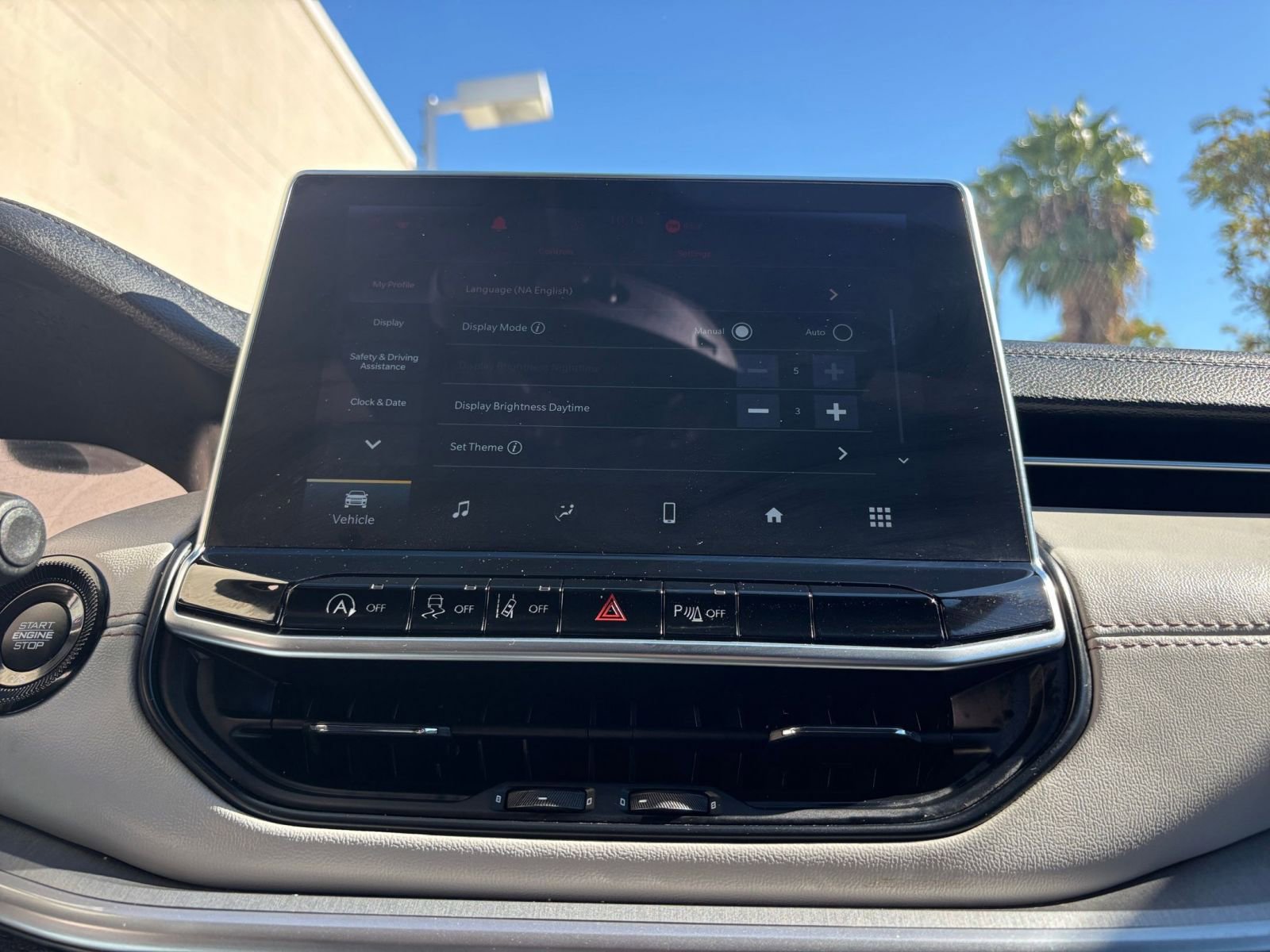 Thumbnail: 2025 Jeep Compass - 21