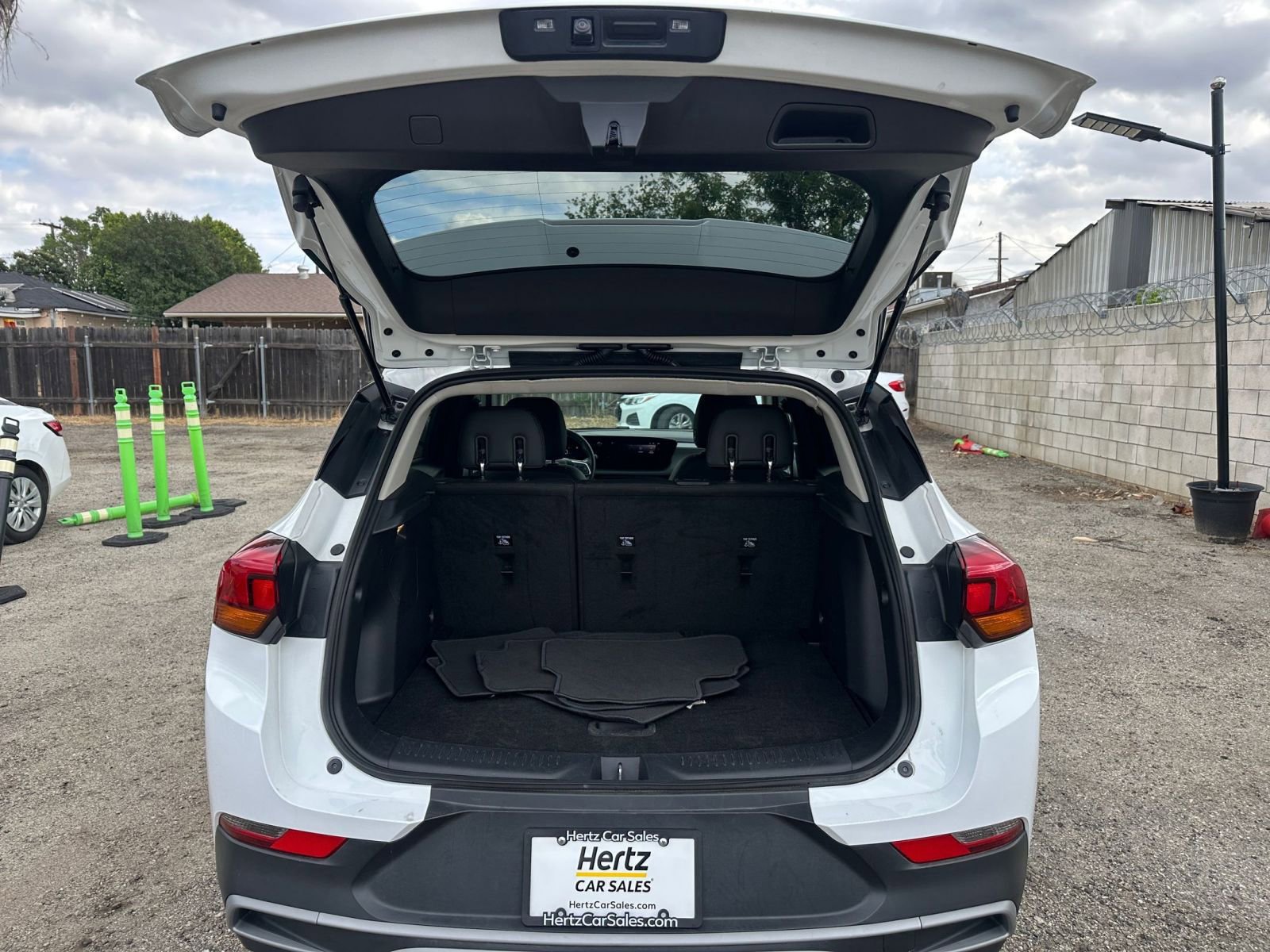 Thumbnail: 2025 Buick Encore GX - 30