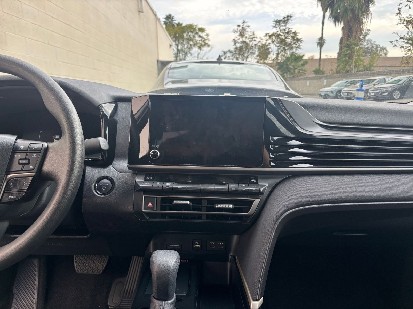 Thumbnail: 2025 Toyota Camry - 18