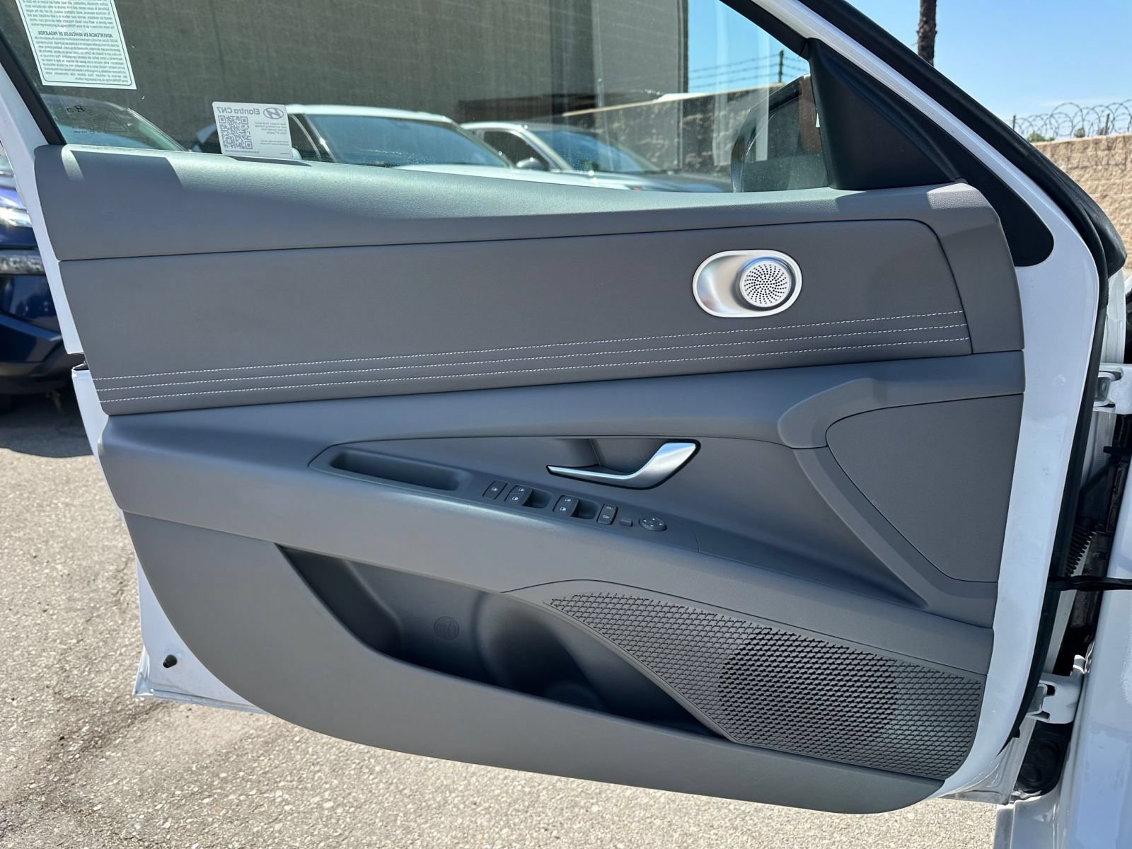 Thumbnail: 2025 Hyundai Elantra - 18