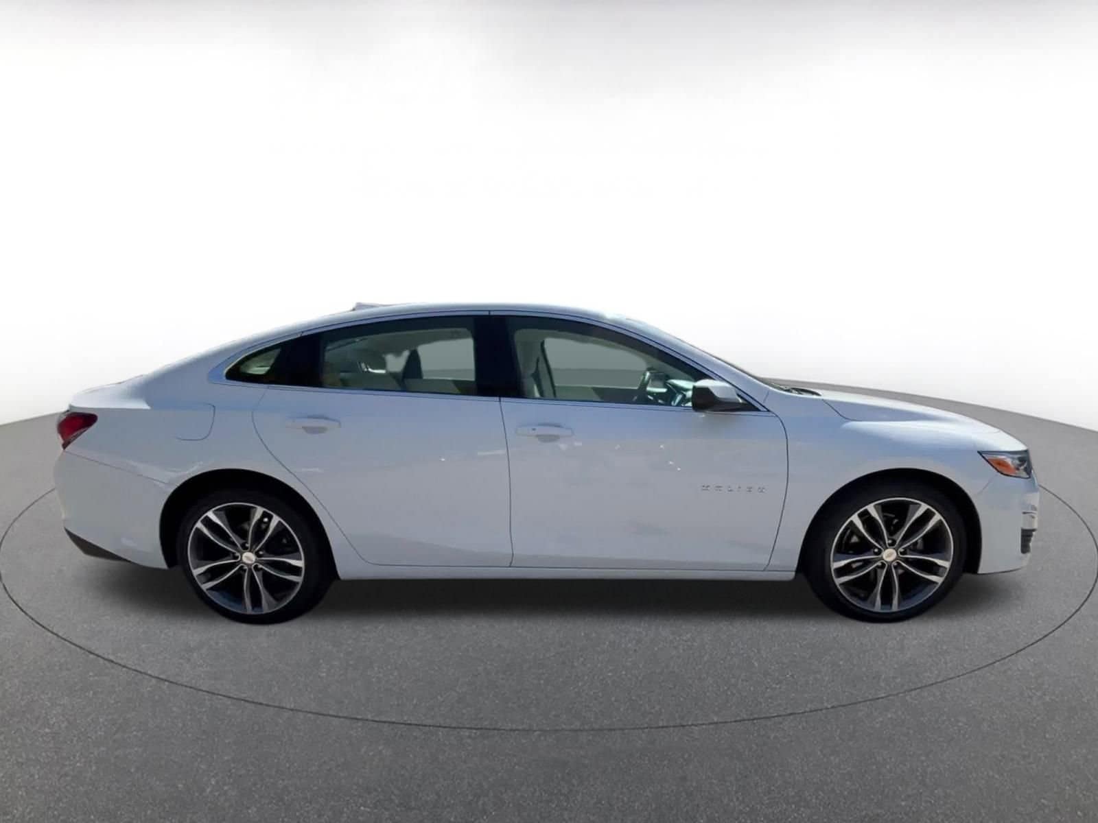 Thumbnail: 2024 Chevrolet Malibu - 16