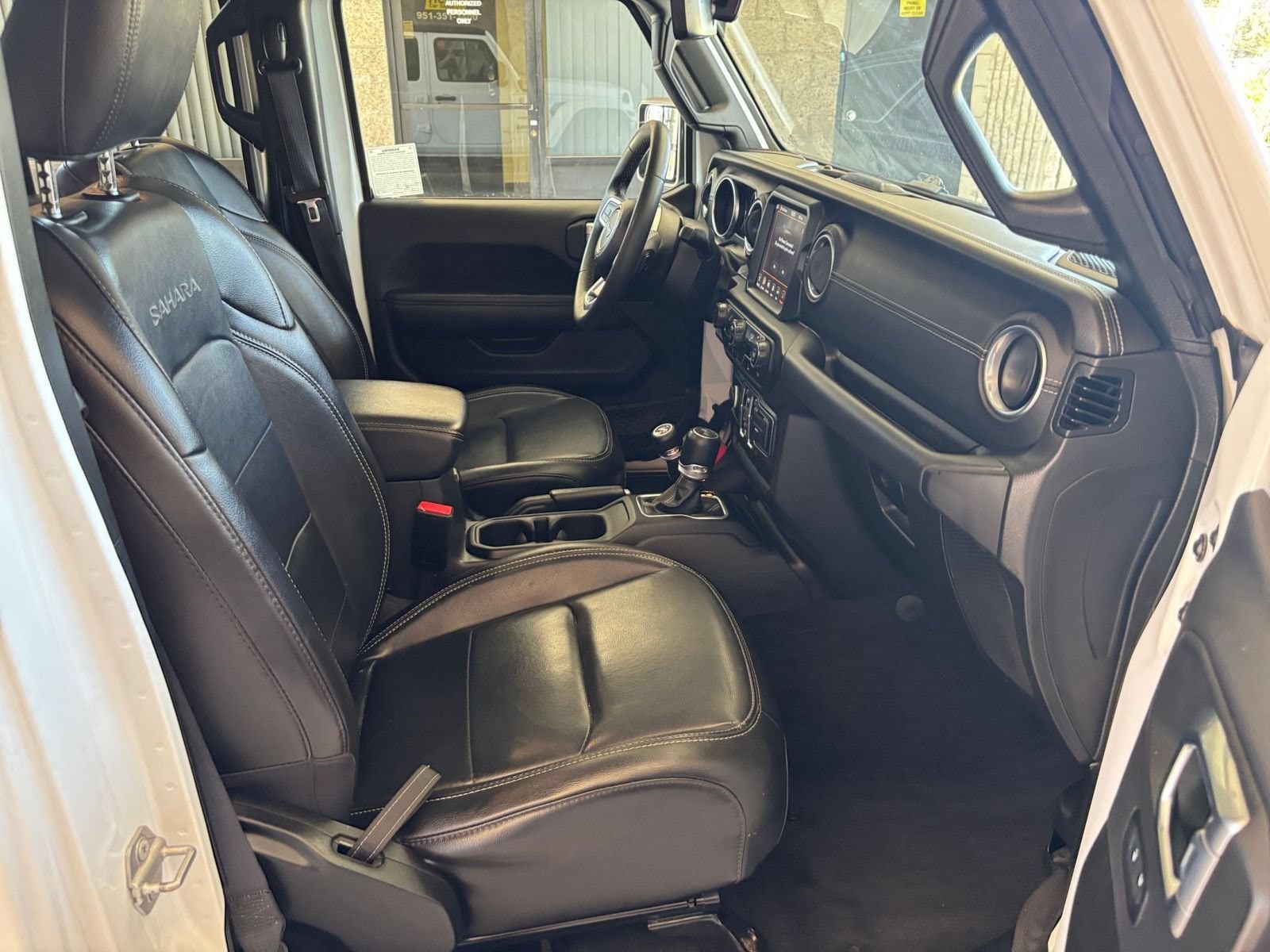 Thumbnail: 2023 Jeep Wrangler - 35