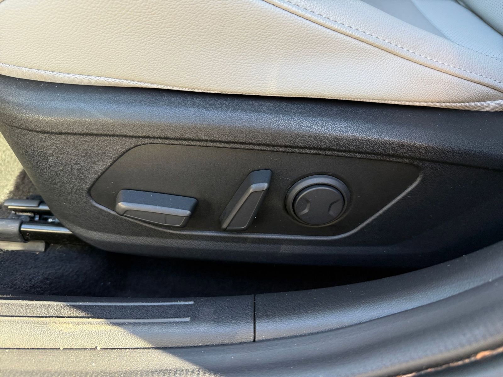 Thumbnail: 2025 Hyundai Elantra - 23