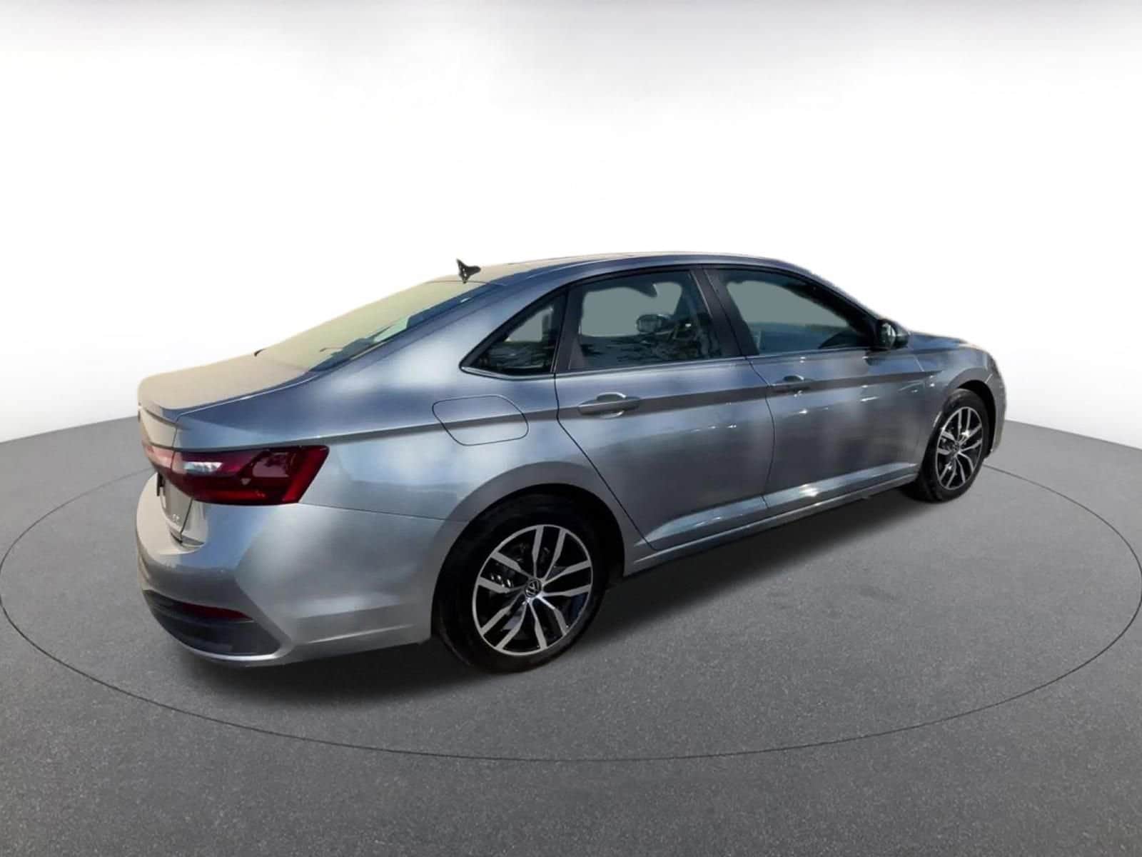 Thumbnail: 2025 Volkswagen Jetta - 14