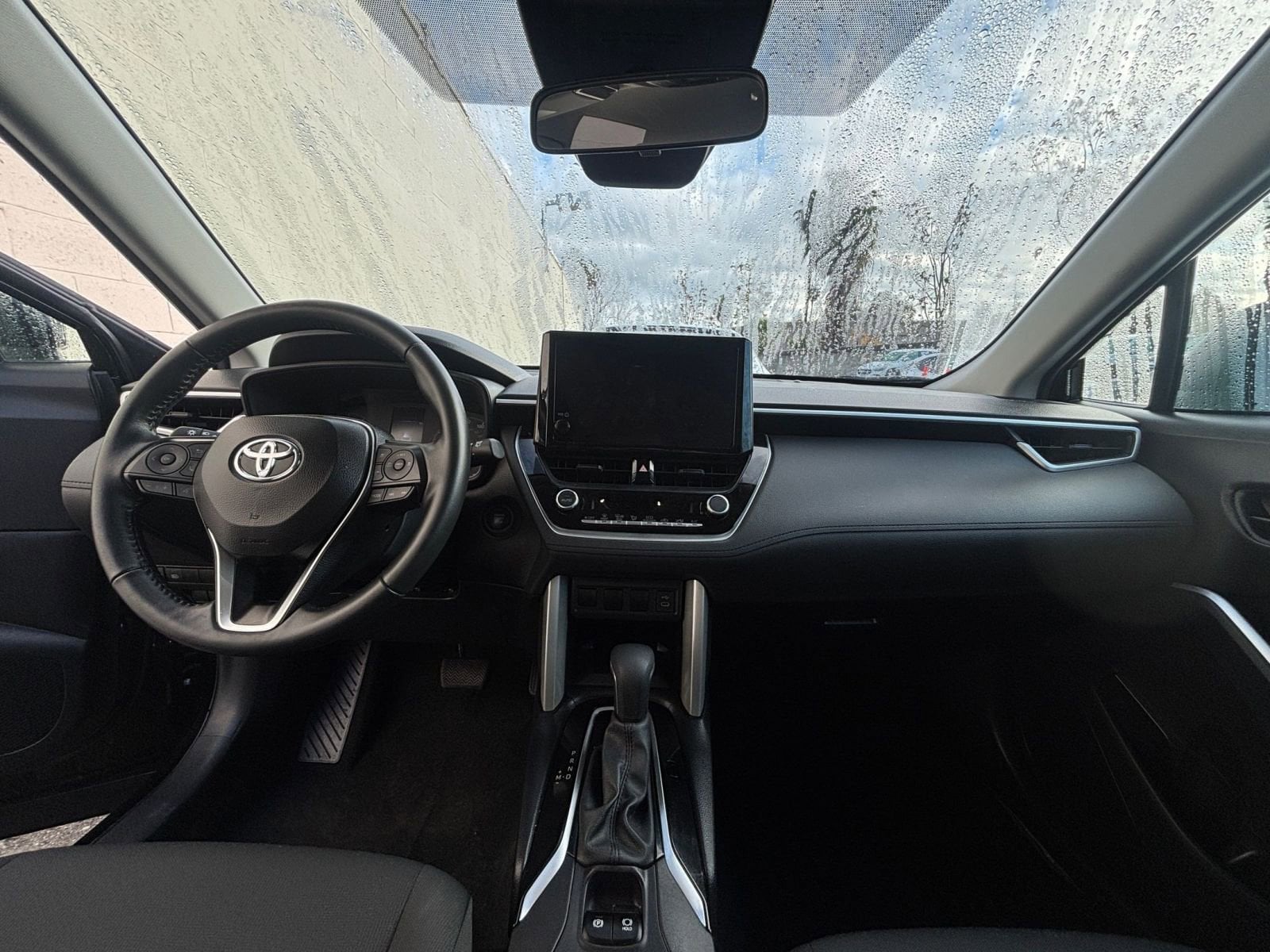 Thumbnail: 2025 Toyota Corolla Cross - 33