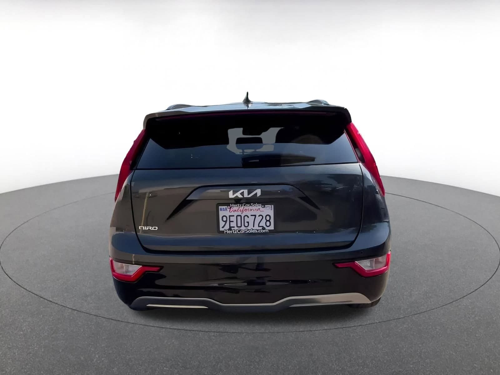 Thumbnail: 2023 Kia Niro - 12