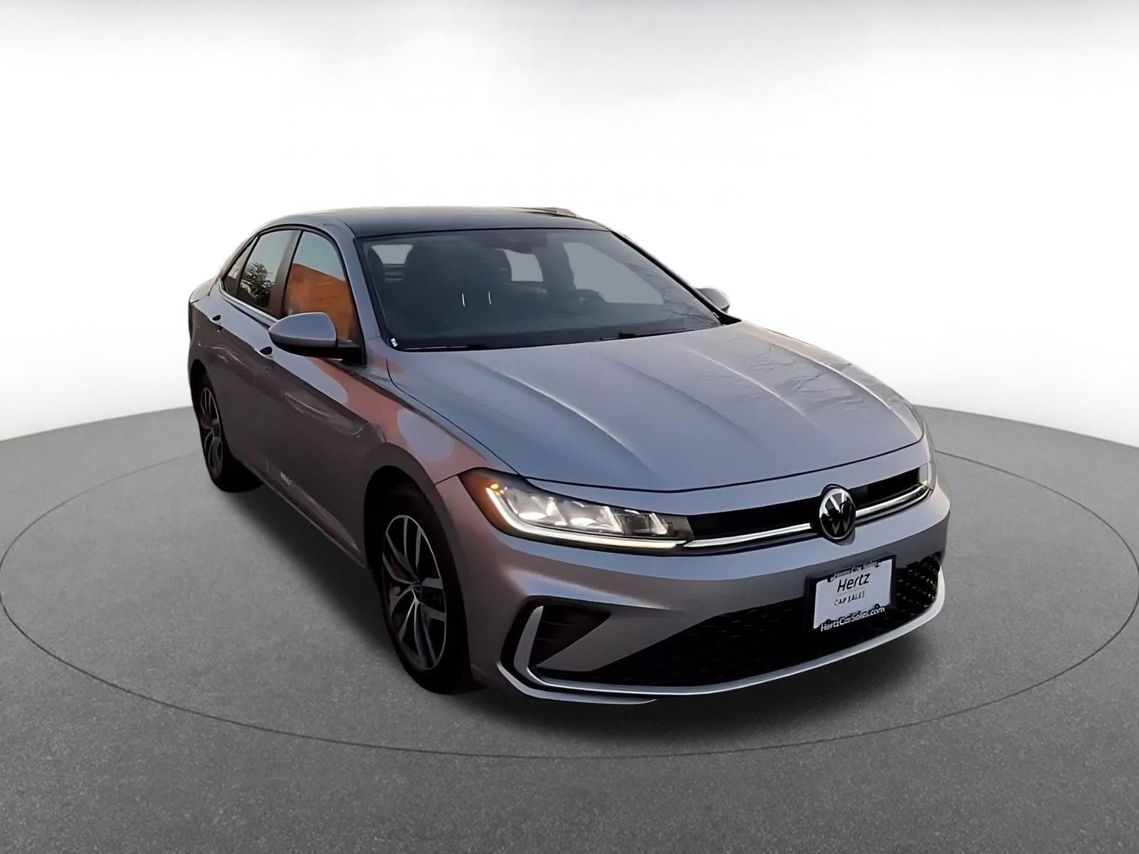 Thumbnail: 2025 Volkswagen Jetta - 3