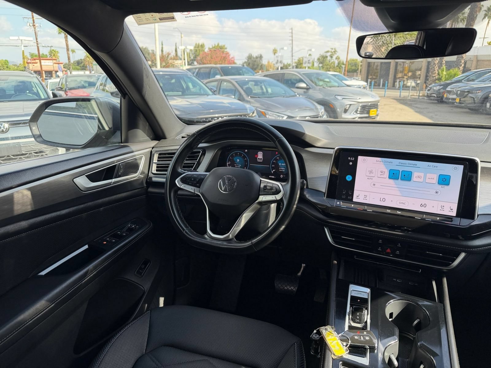 Thumbnail: 2025 Volkswagen Atlas - 35