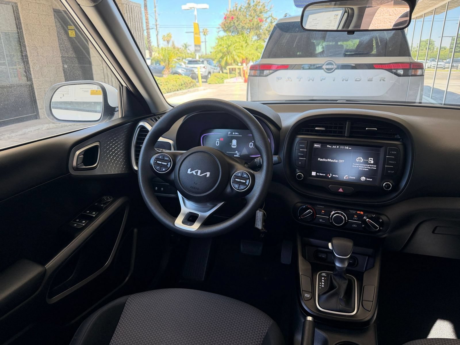Thumbnail: 2025 Kia Soul - 32