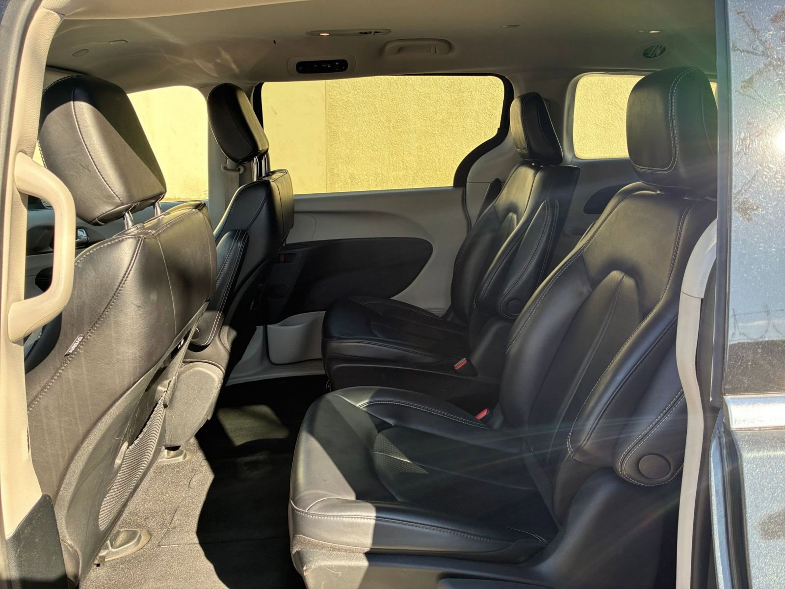 Thumbnail: 2023 Chrysler Pacifica - 28