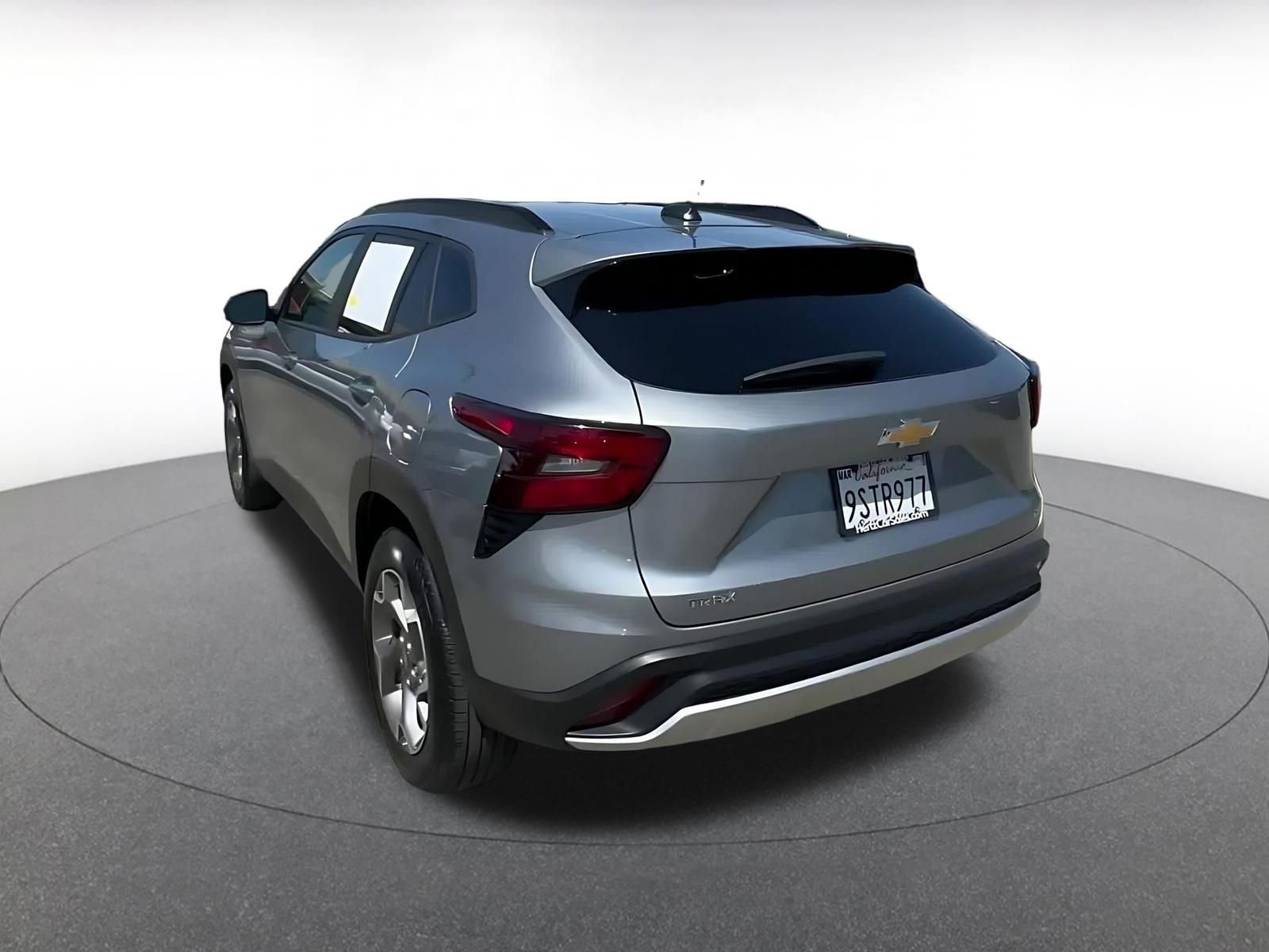 Thumbnail: 2025 Chevrolet Trax - 11