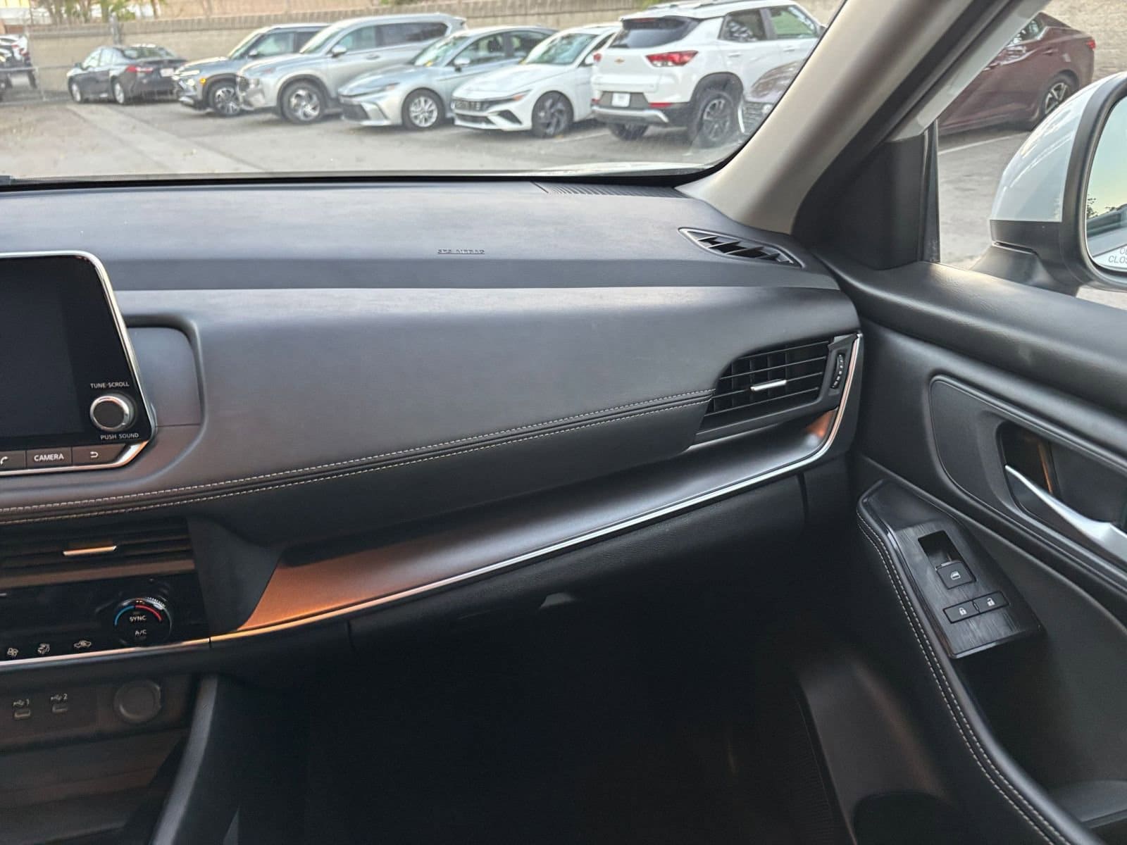 Thumbnail: 2025 Nissan Rogue - 35