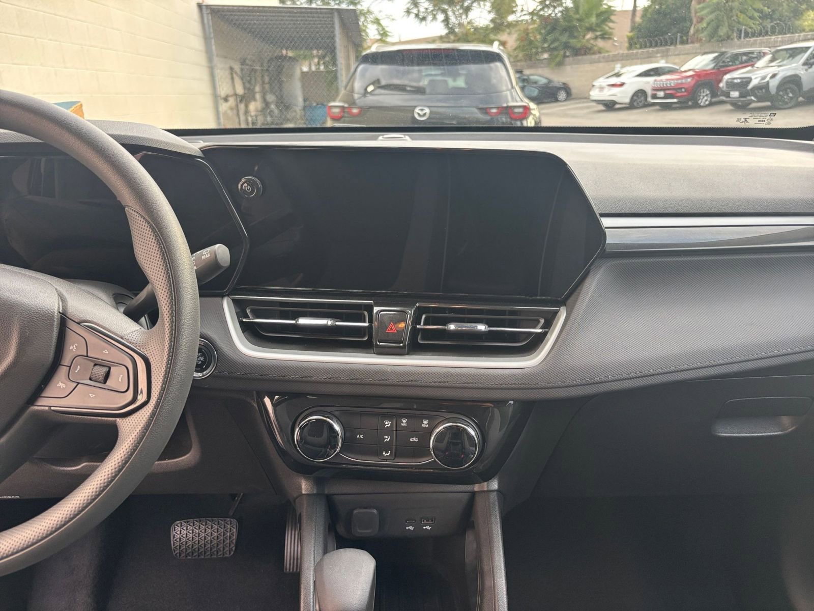 Thumbnail: 2025 Chevrolet TrailBlazer - 18