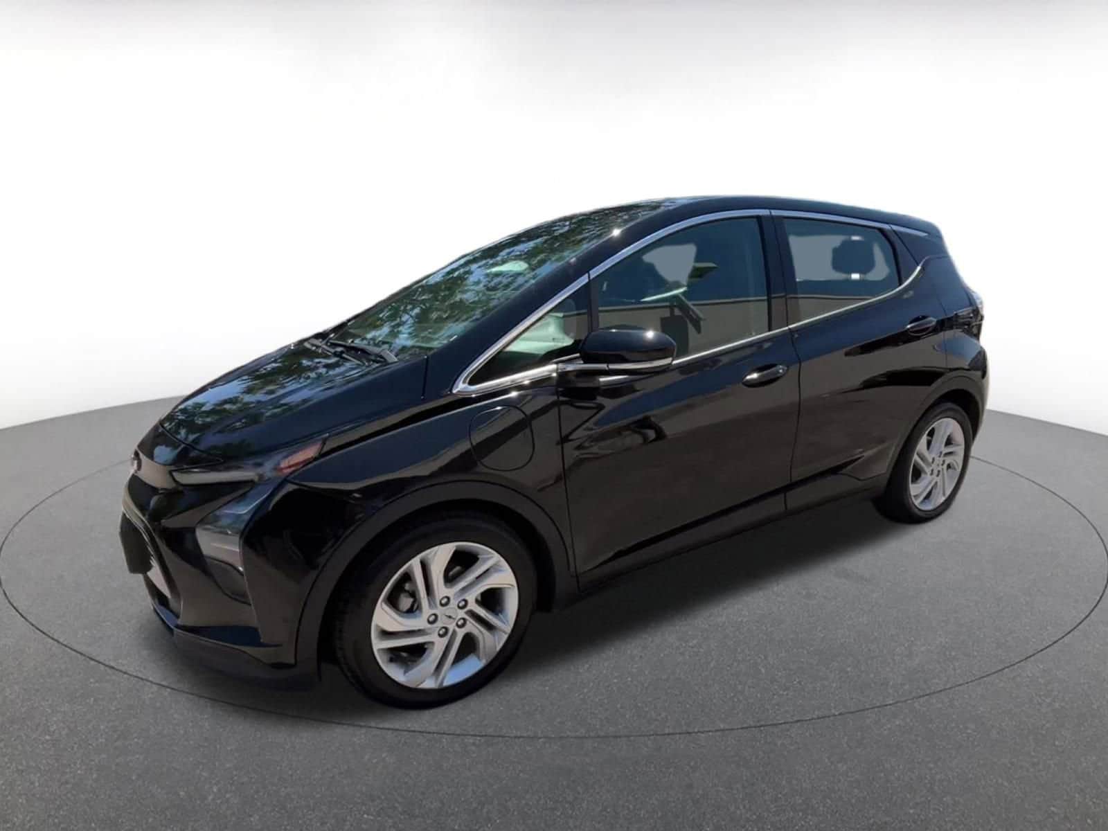 Thumbnail: 2023 Chevrolet Bolt EV - 8