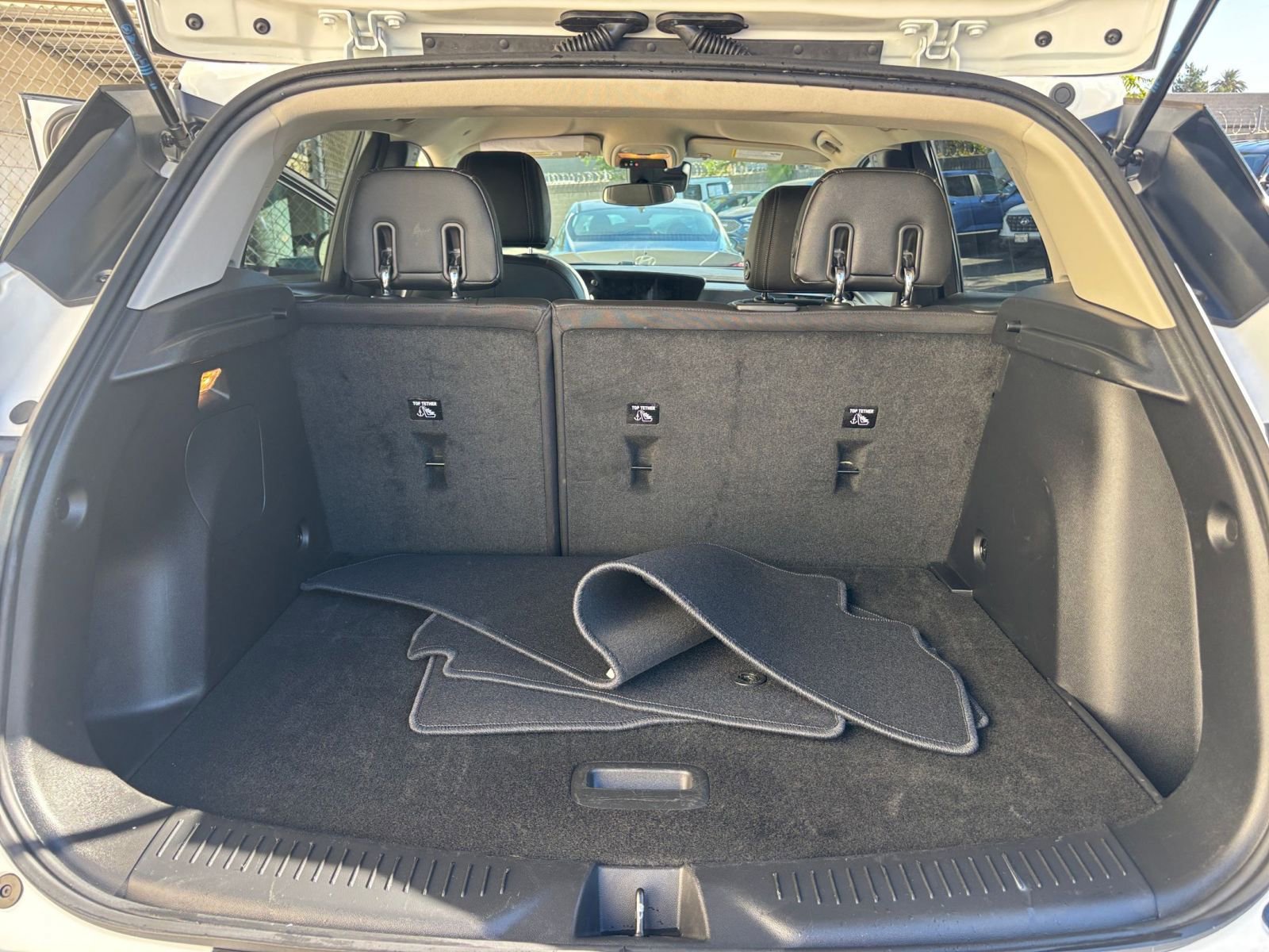 Thumbnail: 2025 Buick Encore GX - 31