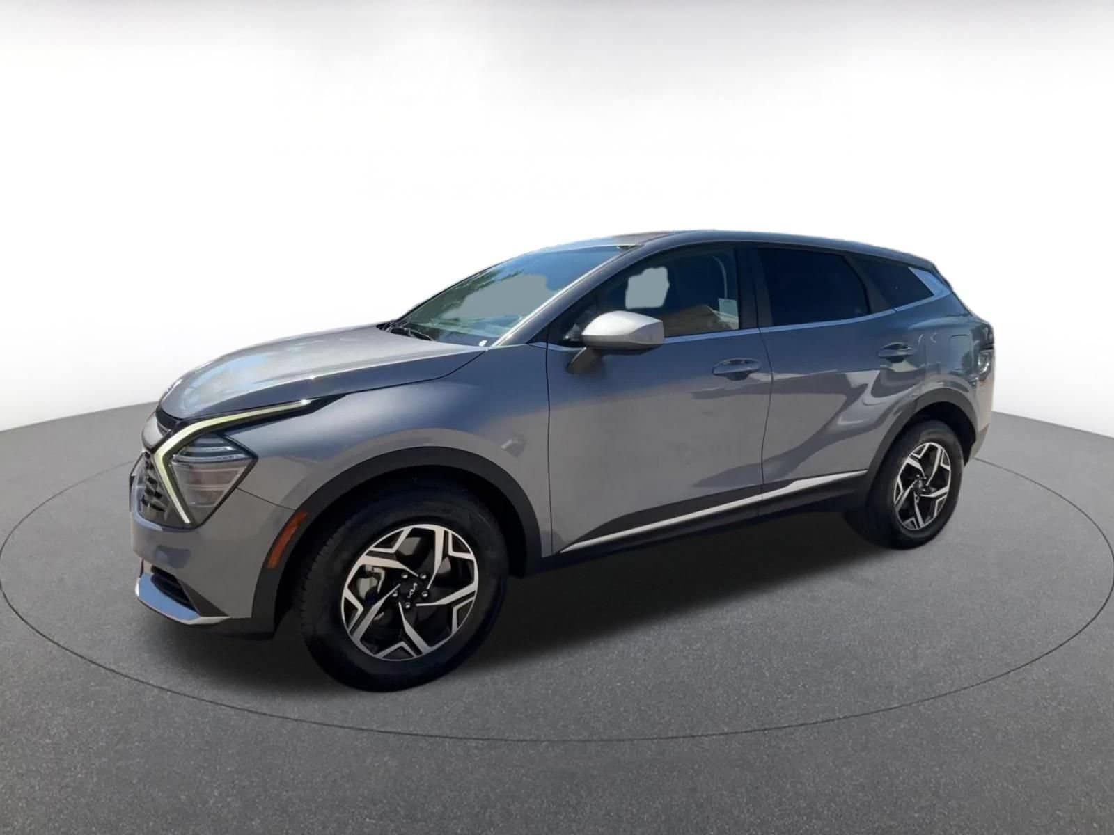 Thumbnail: 2025 Kia Sportage - 8