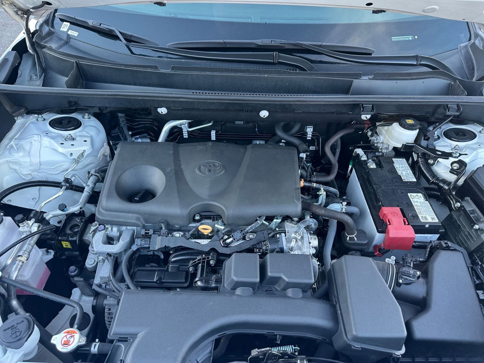 Thumbnail: 2025 Toyota RAV4 - 34