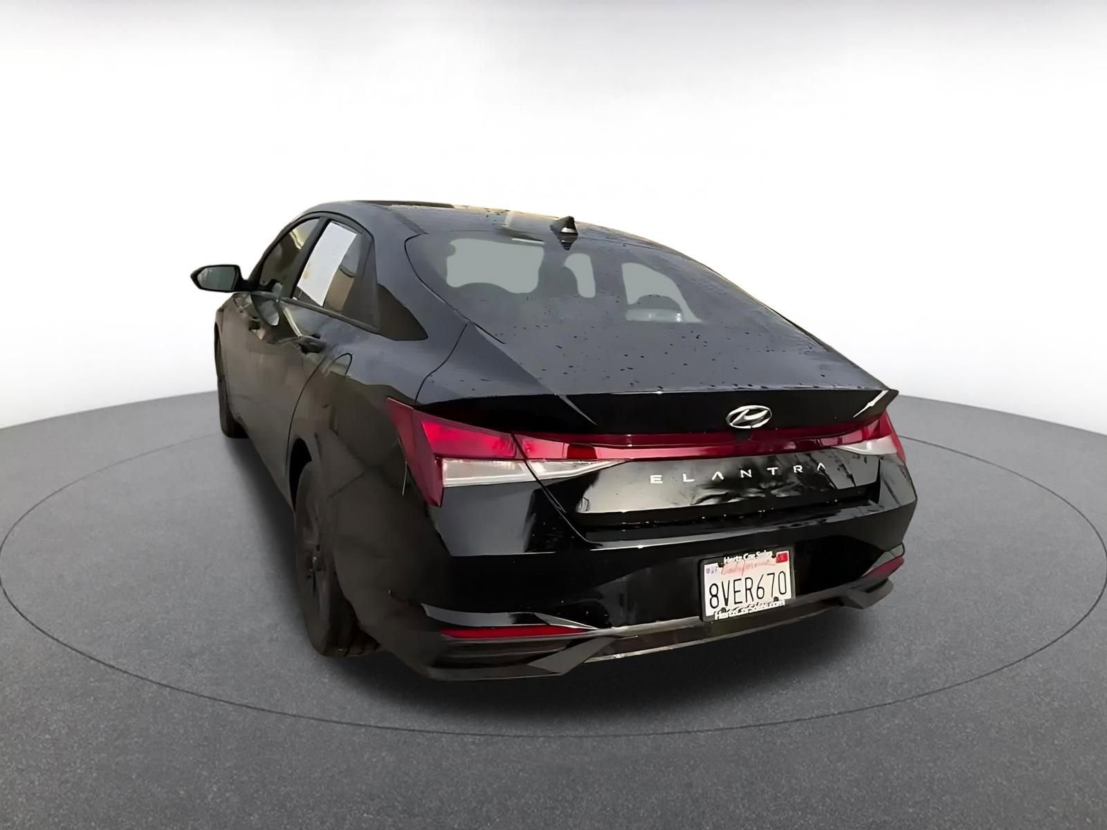 Thumbnail: 2021 Hyundai Elantra - 11