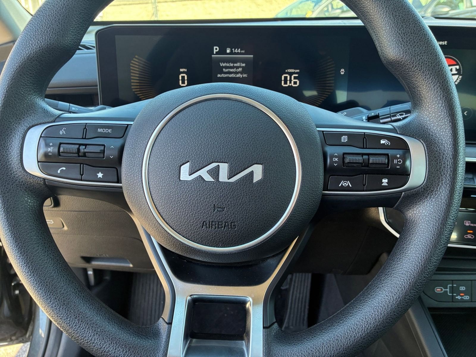 Thumbnail: 2025 Kia K5 - 32