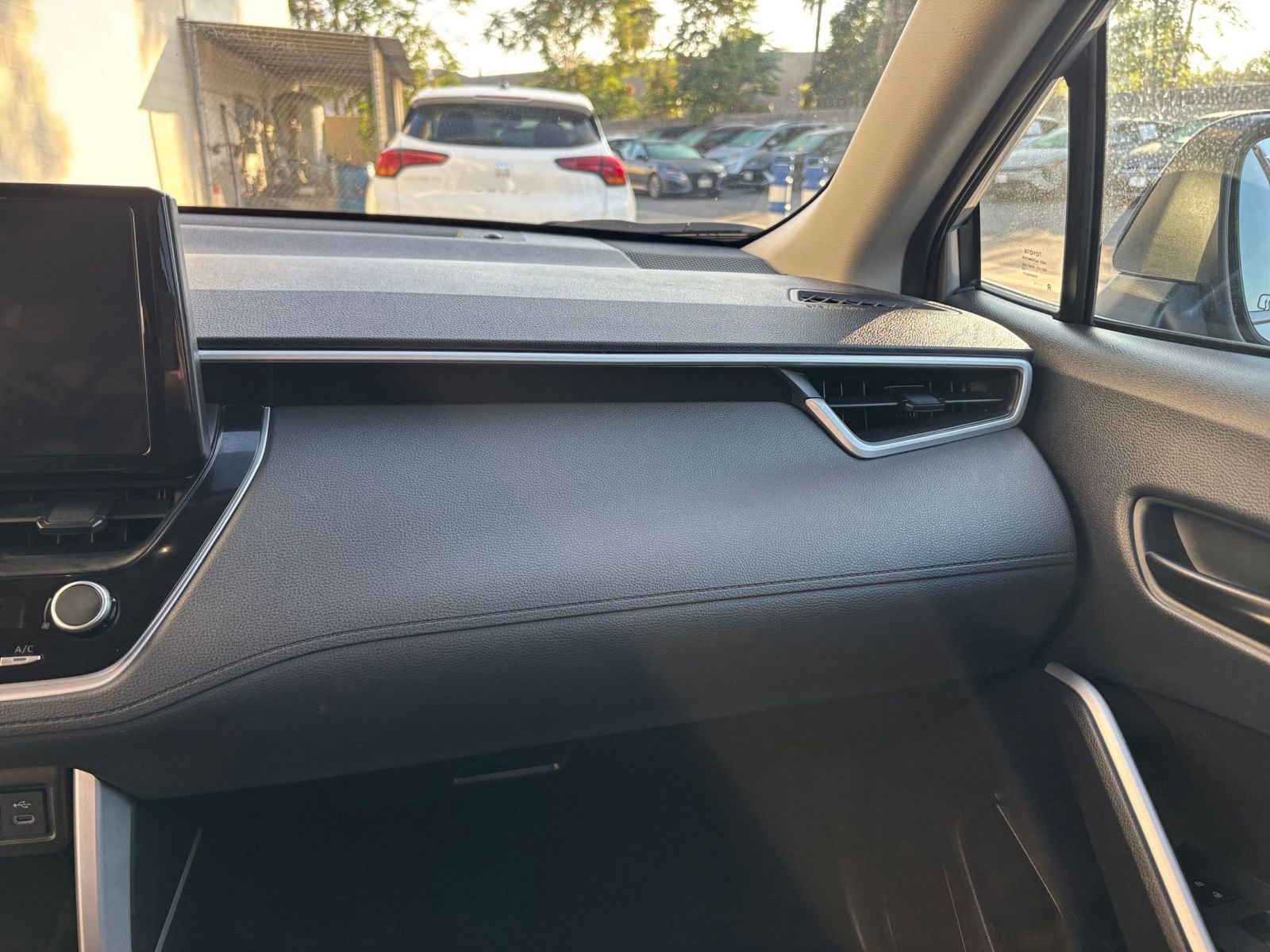 Thumbnail: 2025 Toyota Corolla Cross - 35