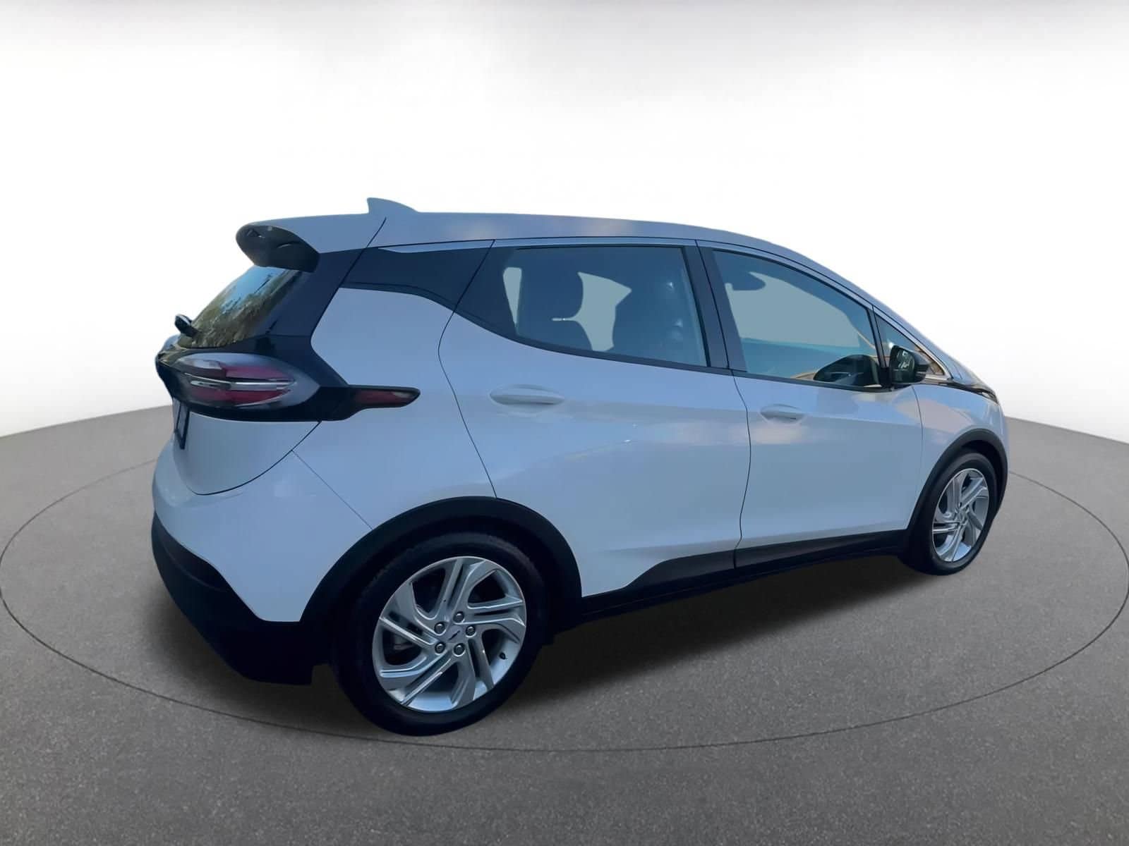 Thumbnail: 2023 Chevrolet Bolt EV - 15