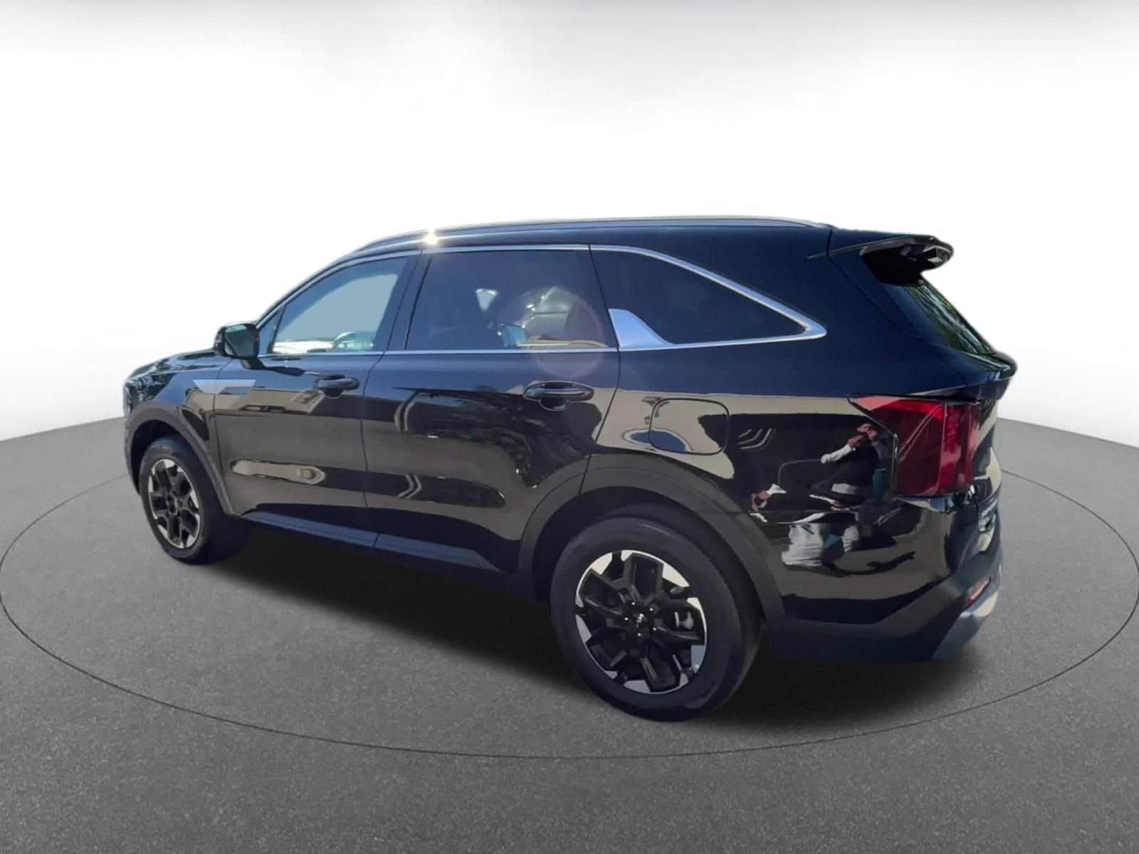Thumbnail: 2024 Kia Sorento - 10