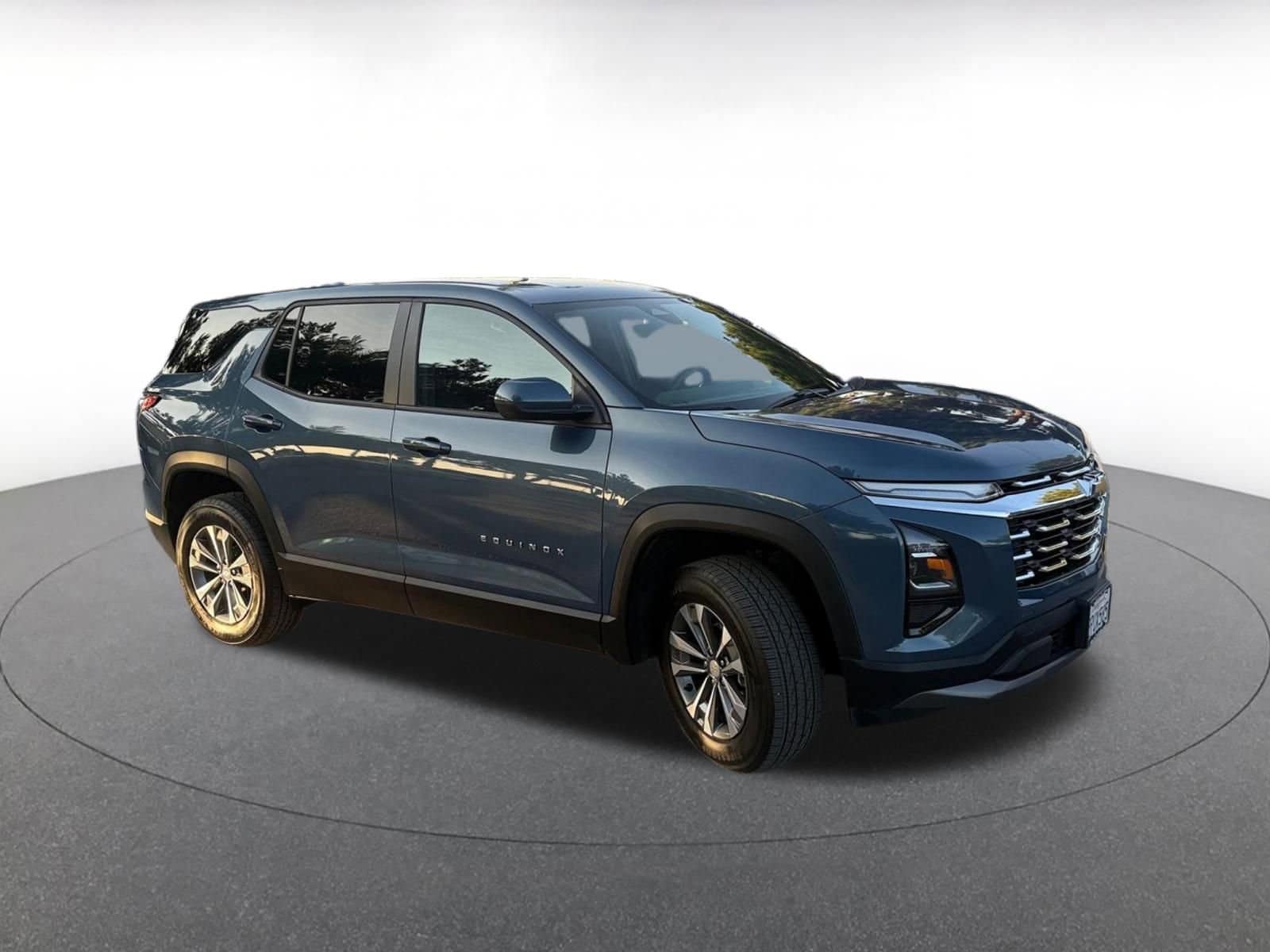 Thumbnail: 2025 Chevrolet Equinox - 1